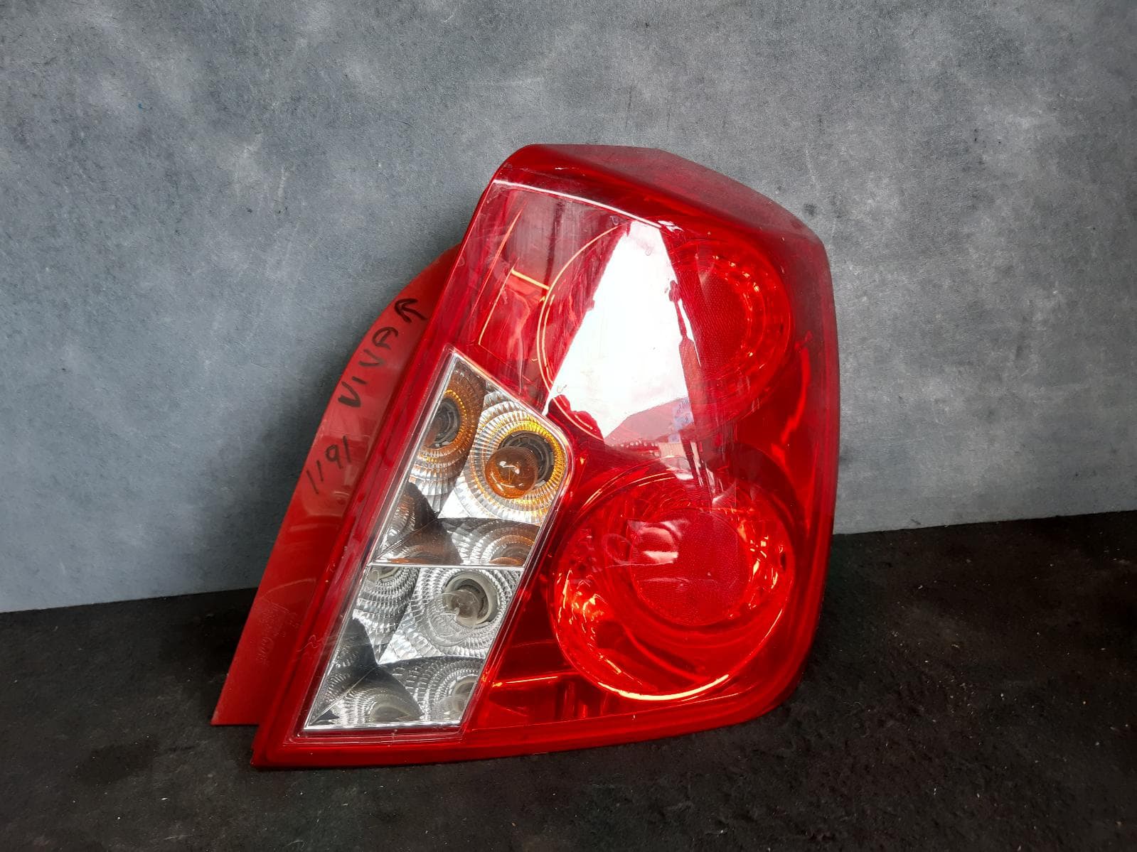 Used auto part listing image: 2007 Holden Viva Right Taillight 0000055757