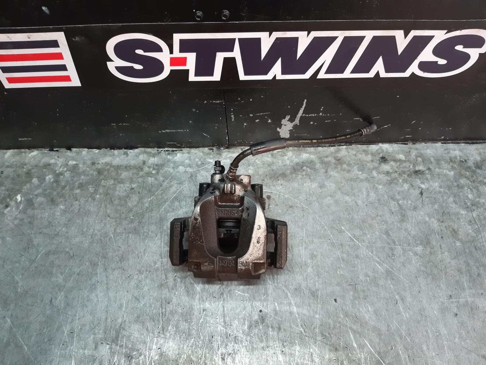 Used auto part listing image: 2009 BMW 7 SERIES CALIPER LH REAR, F01/F02, 03/09-09/15 0000113224
