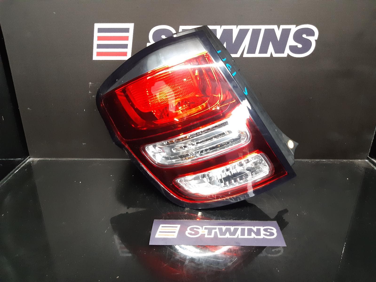Used auto part listing image: 2014 CITROEN C3 LEFT TAILLIGHT A51, 09/13-01/16 0000107378