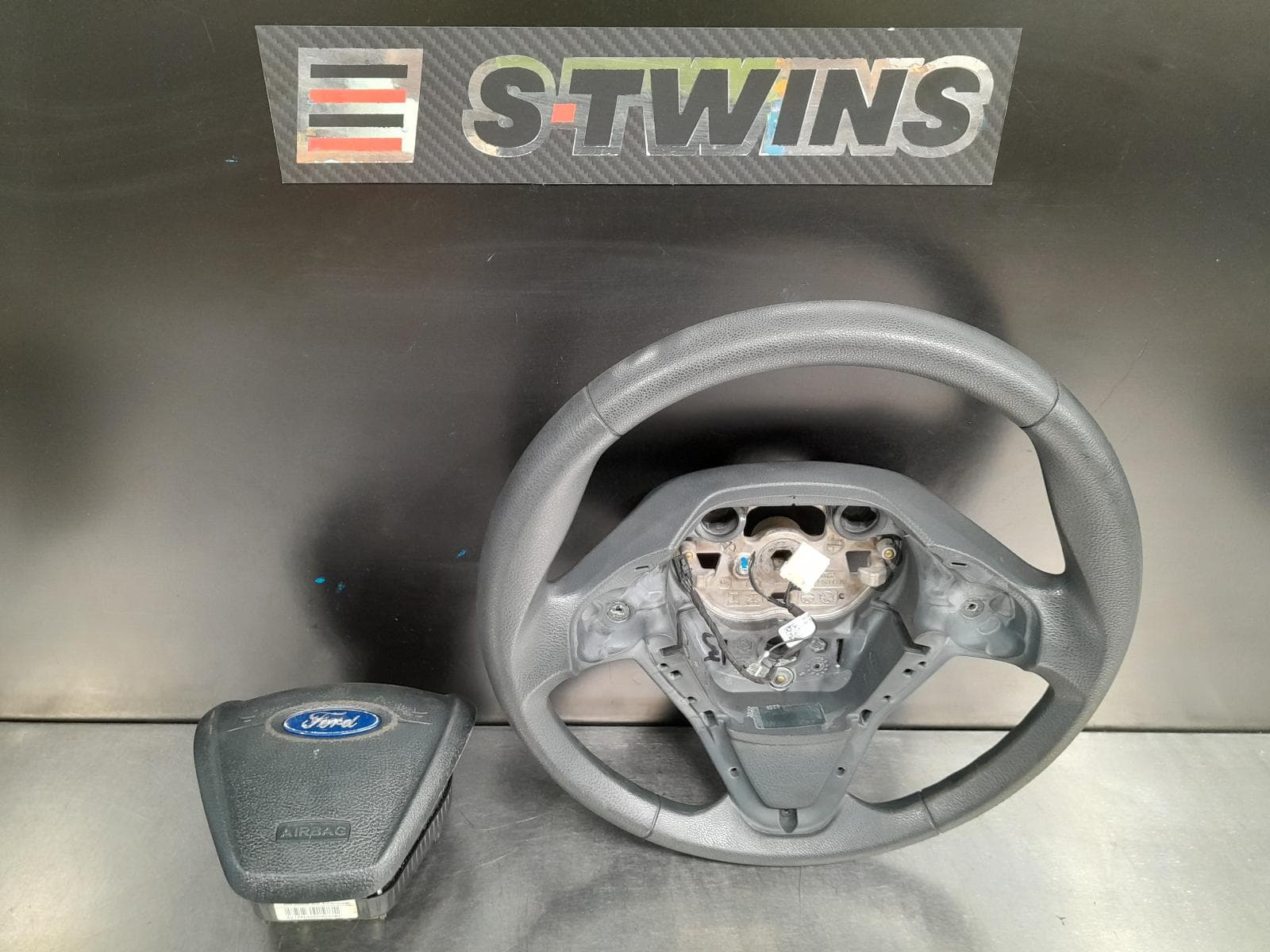 Used auto part listing image: 2009 FORD FIESTA STEERING WHEEL VINYL, CL, WS, 07/08-09/10 0000181007