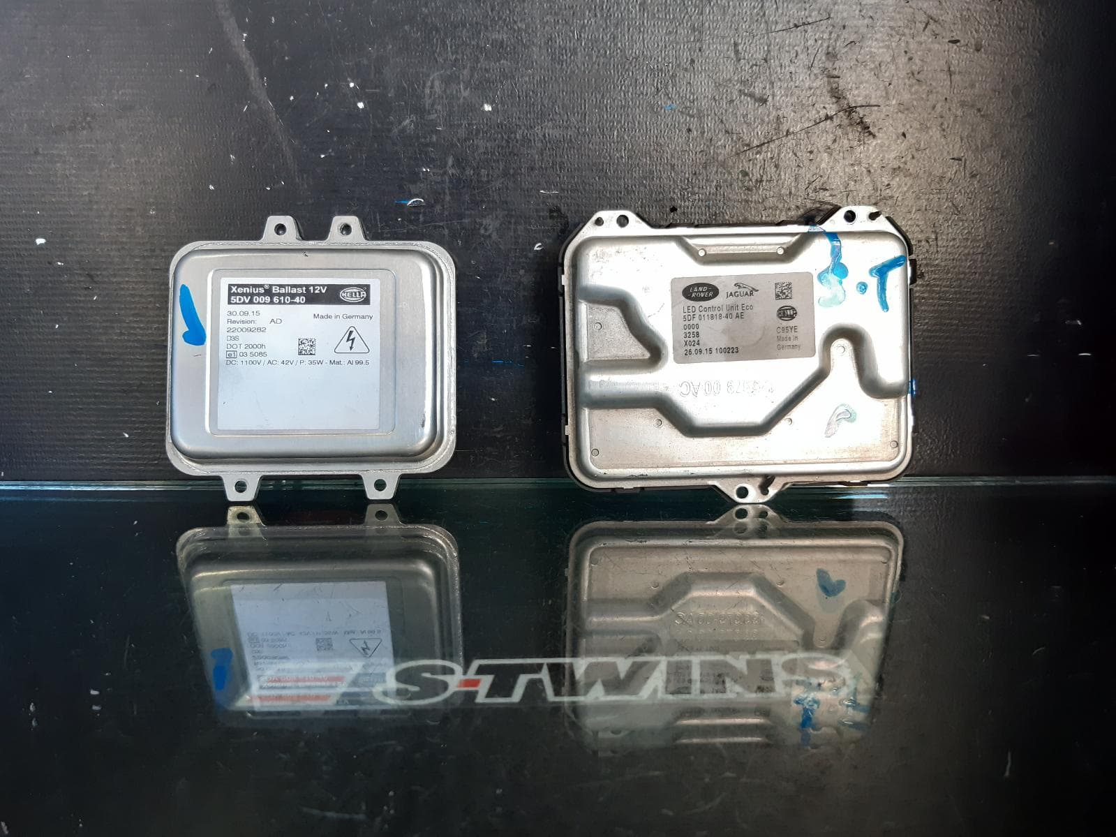Used auto part listing image: 2016 JAGUAR XE HEADLAMP BALLAST X760, 05/15-06/24 0000099350