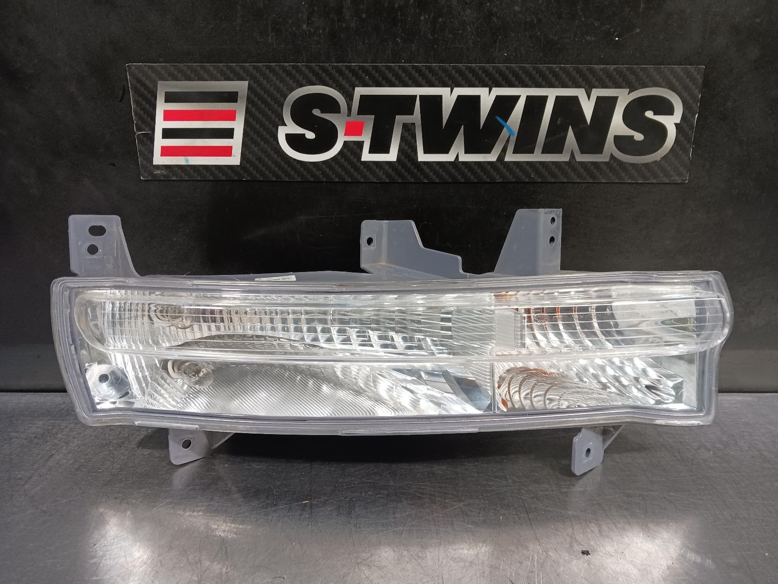 Used auto part listing image: 2018 JEEP COMPASS DAYTIME RUNNING LAMP, M6, 10/17-03/21 0000229644