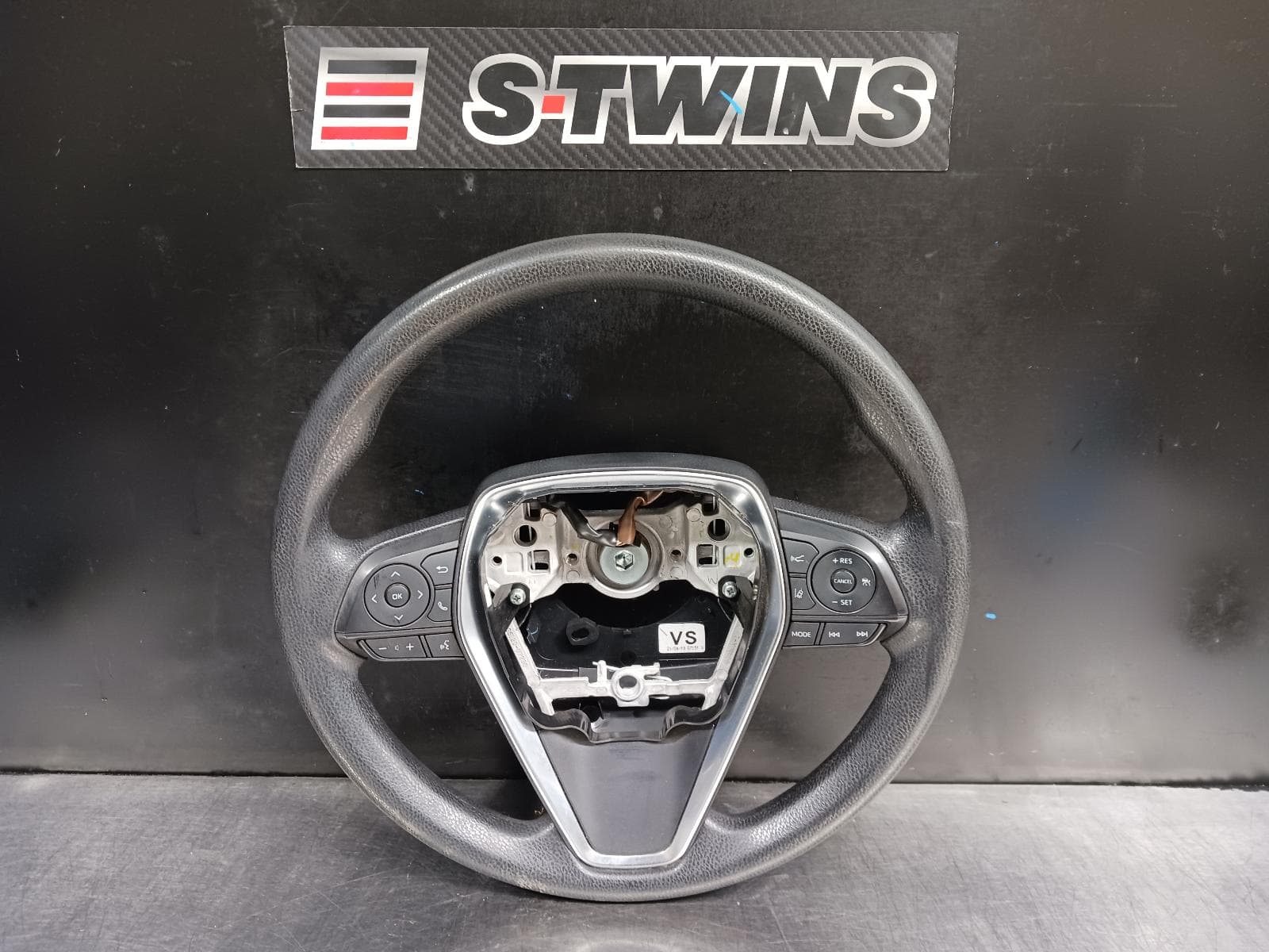 Used auto part listing image: 2021 TOYOTA CAMRY STEERING WHEEL VINYL, XV70, 09/17- 0000235831