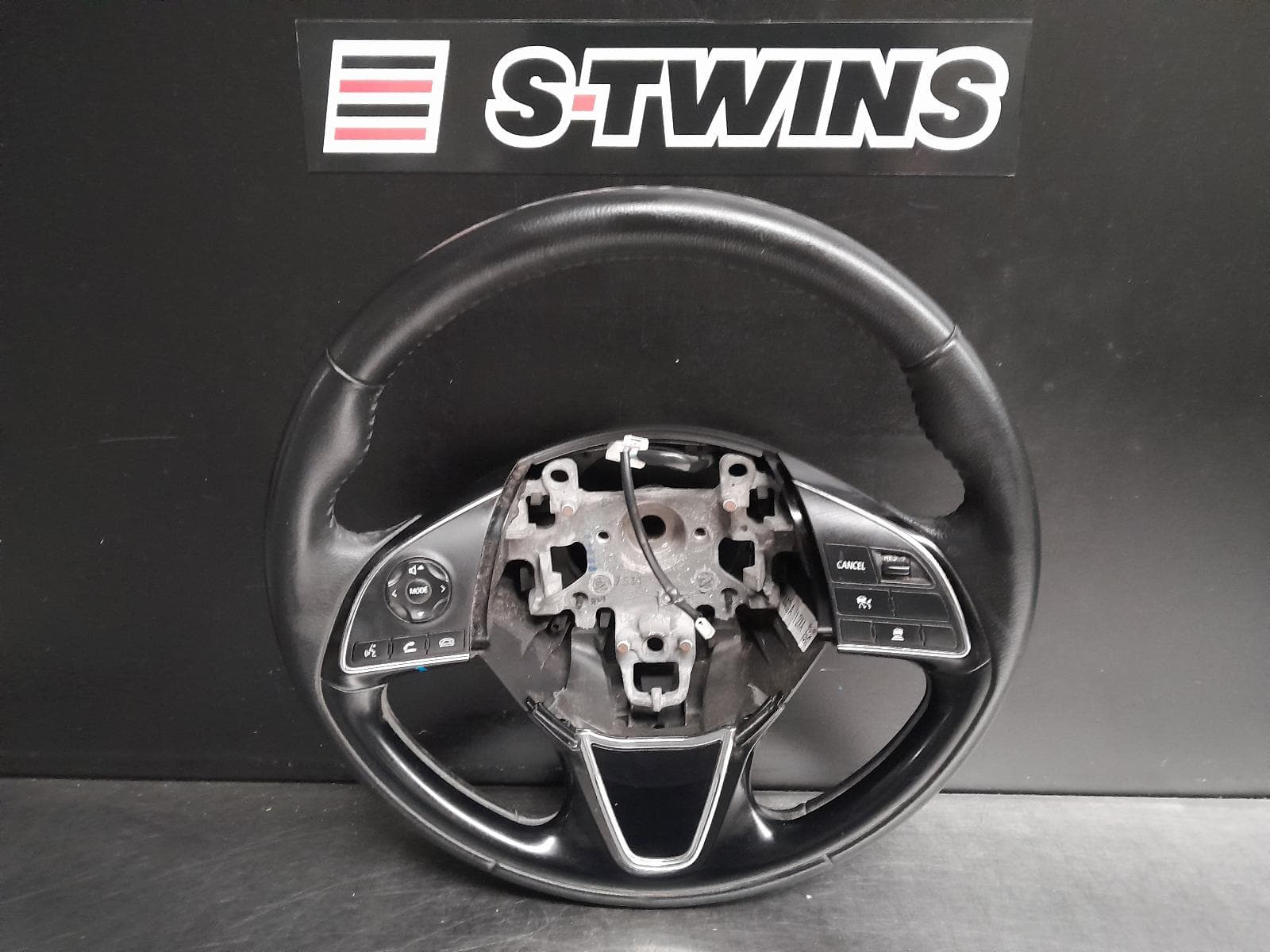 Used auto part listing image: 2017 MITSUBISHI OUTLANDER STEERING WHEEL ZK, 04/15-07/21 0000258631