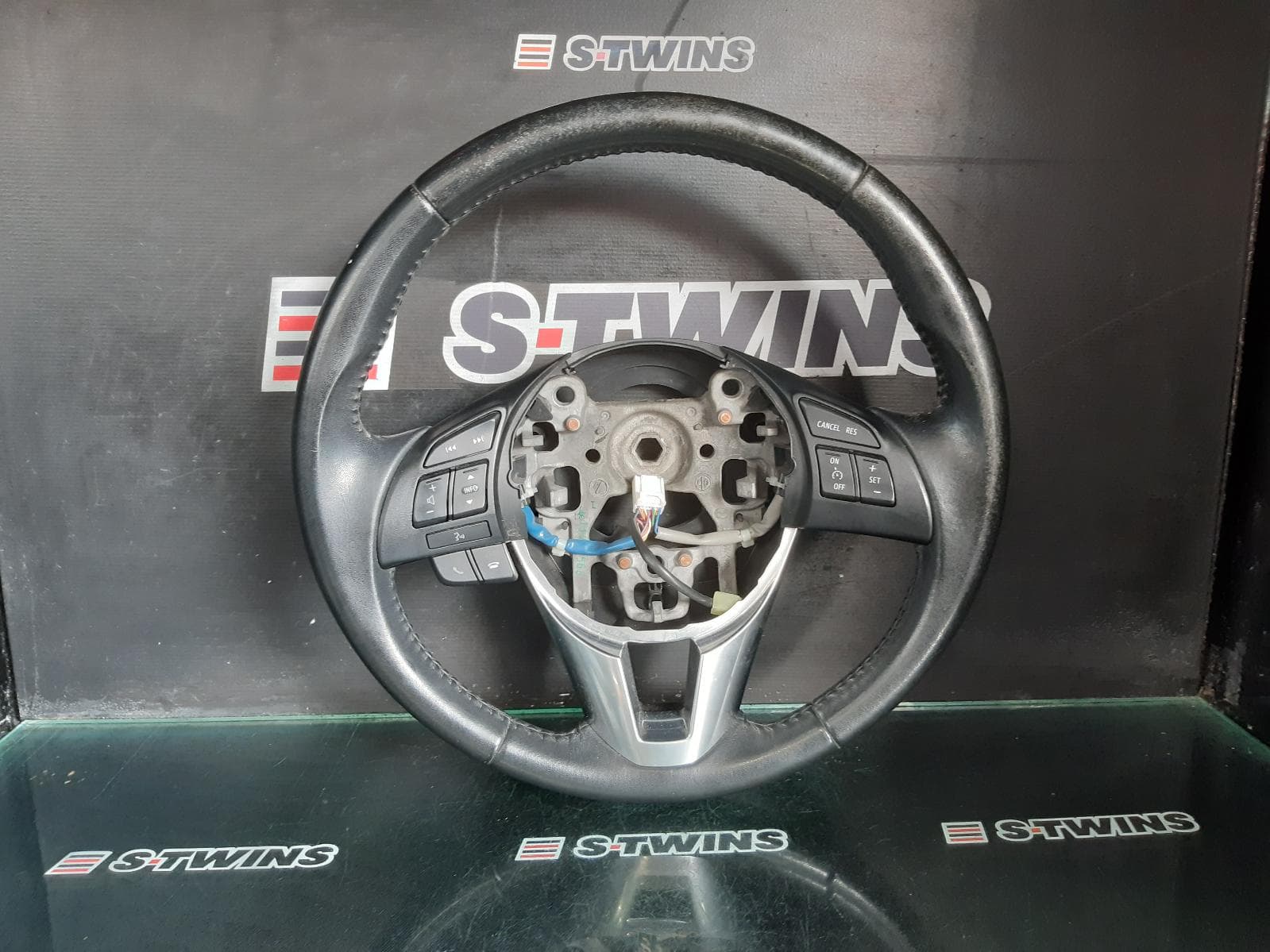 Used auto part listing image: 2013 MAZDA CX5 STEERING WHEEL LEATHER, KE, 02/12-12/16 0000244547