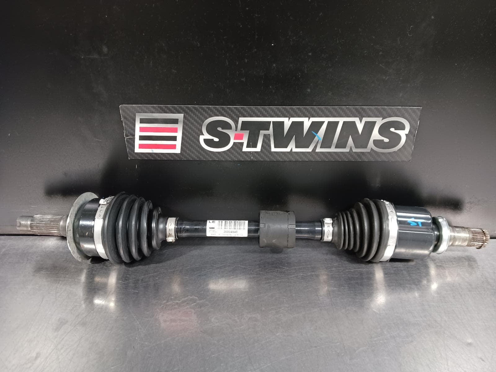 Used auto part listing image: 2016 SUZUKI VITARA LEFT DRIVESHAFT FRONT, AUTO T/M, PETROL, 1.6, VITARA, LY (VIN TSM), 06/15- 0000245988