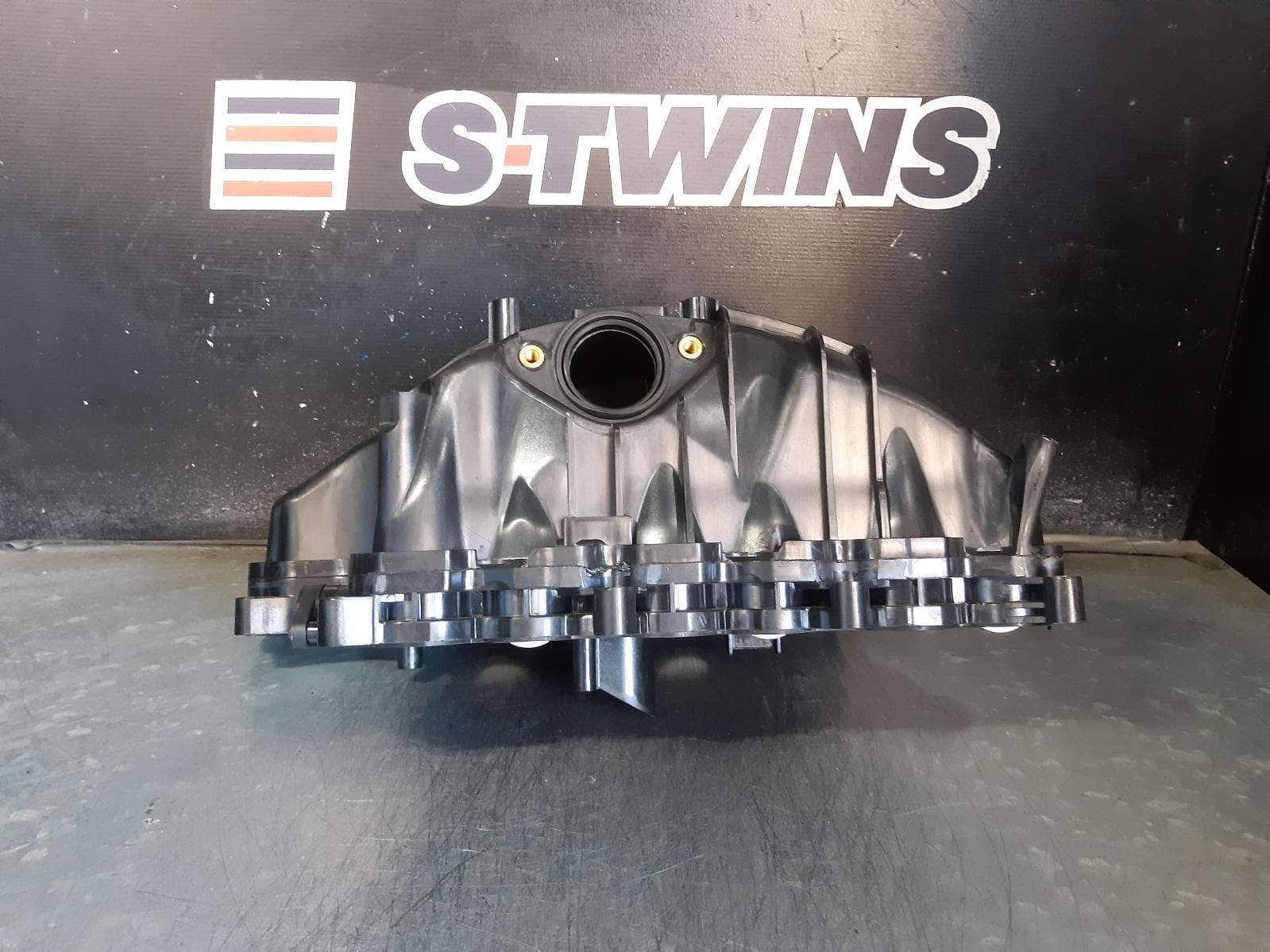 Used auto part listing image: NEW 2014 JEEP GRANDCHEROKEE MANIFOLD INLET MANIFOLD, 3.0, DIESEL, WK, 04/13-02/22 0000229818