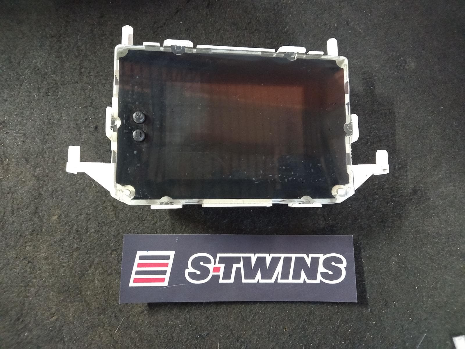 Used auto part listing image: 2012 MAZDA BT50 DISPLAY UNIT ONLY, NON SAT NAV TYPE, SMALL (UPPER), UP-UR, 10/11-06/20 0000125520
