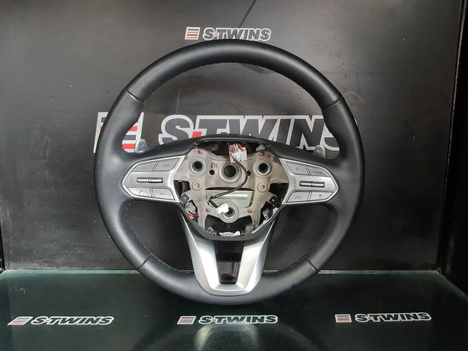 Used auto part listing image: 2022 HYUNDAI SANTA FE STEERING WHEEL NAPPA LEATHER, W/ PADDLE SHIFT TYPE, NON HEATED TYPE, TM, 10/20- 0000248866