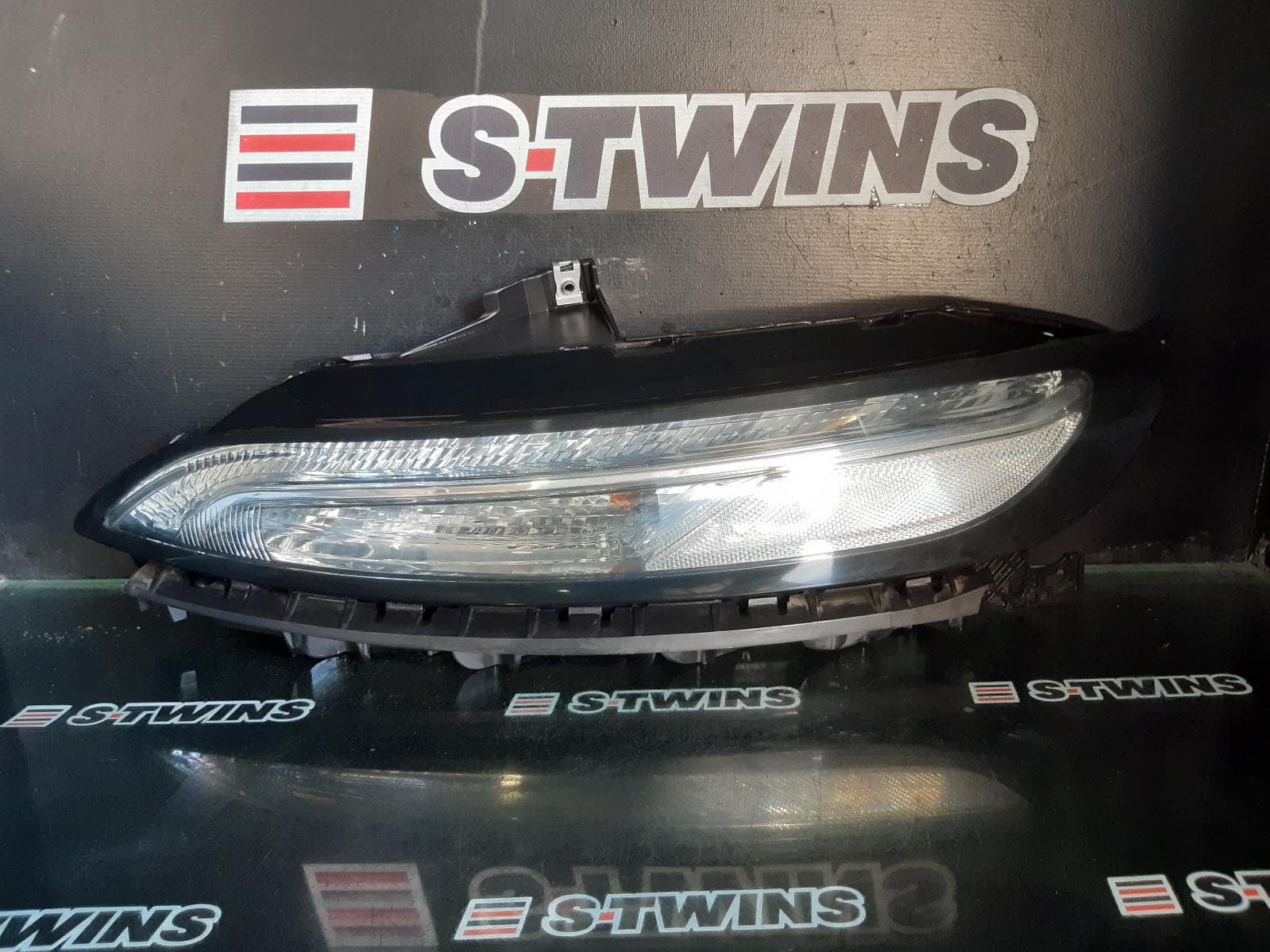 Used auto part listing image: 2014 JEEP CHEROKEE KL, DAYTIME RUNNING LAMP, 02/14-03/18 0000287108