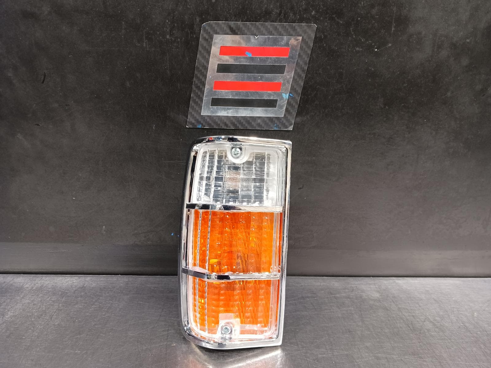 Used auto part listing image: 1976 HOLDEN KINGSWOOD RIGHT INDICATOR FOG SIDE HJ-HX-HZ 0000185102