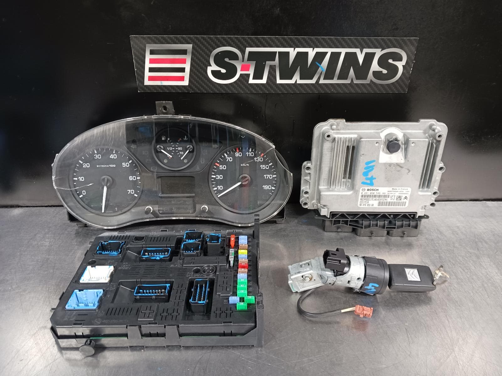 Used auto part listing image: 2018 CITROEN BERLINGO ENGINE ECU, P/N 0281030546, ECU ONLY, B9C, 03/09-12/18 0000231527