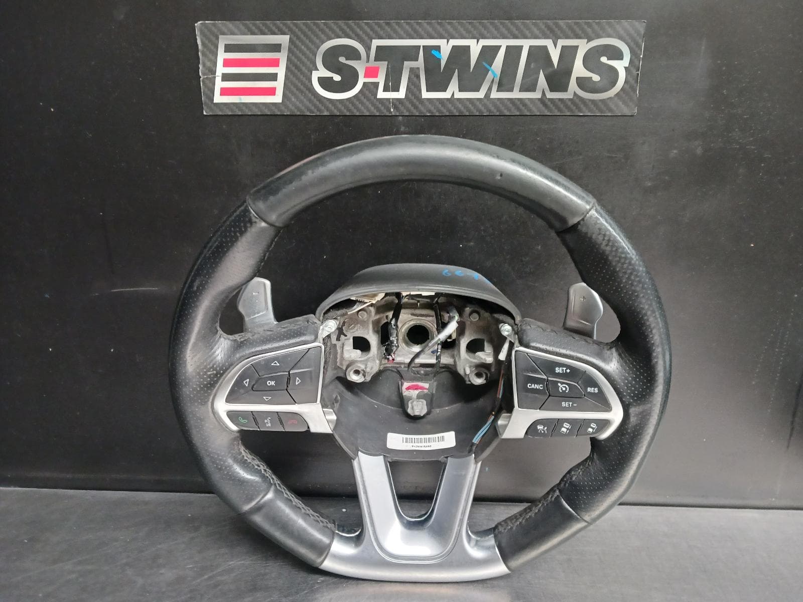 Used auto part listing image: 2017 JEEP GRANDCHEROKEE STEERING WHEEL SRT TYPE, WK, 04/13-02/22 0000250716