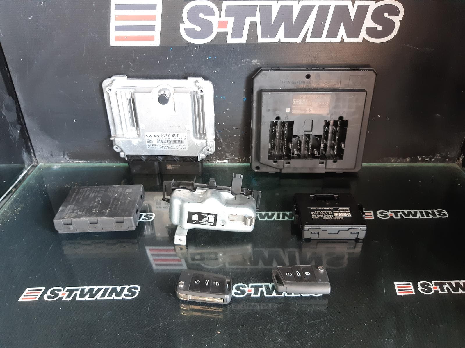 Used auto part listing image: 2023 SKODA KAMIQ NW, ENGINE ECU, 1.0 PETROL, DXUA CODE, SEC SET (ECU/IMM/READER/KEY), 06/20- 0000289272
