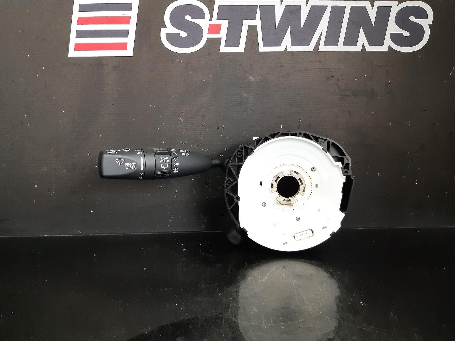 Used auto part listing image: 2019 JEEP GRANDCHEROKEE COMBINATION SWITCH ASSY, HEATED & POWER TILT/TELESCOPING STEERING WHEEL TYPE, WK, 01/18-02/22 0000129745