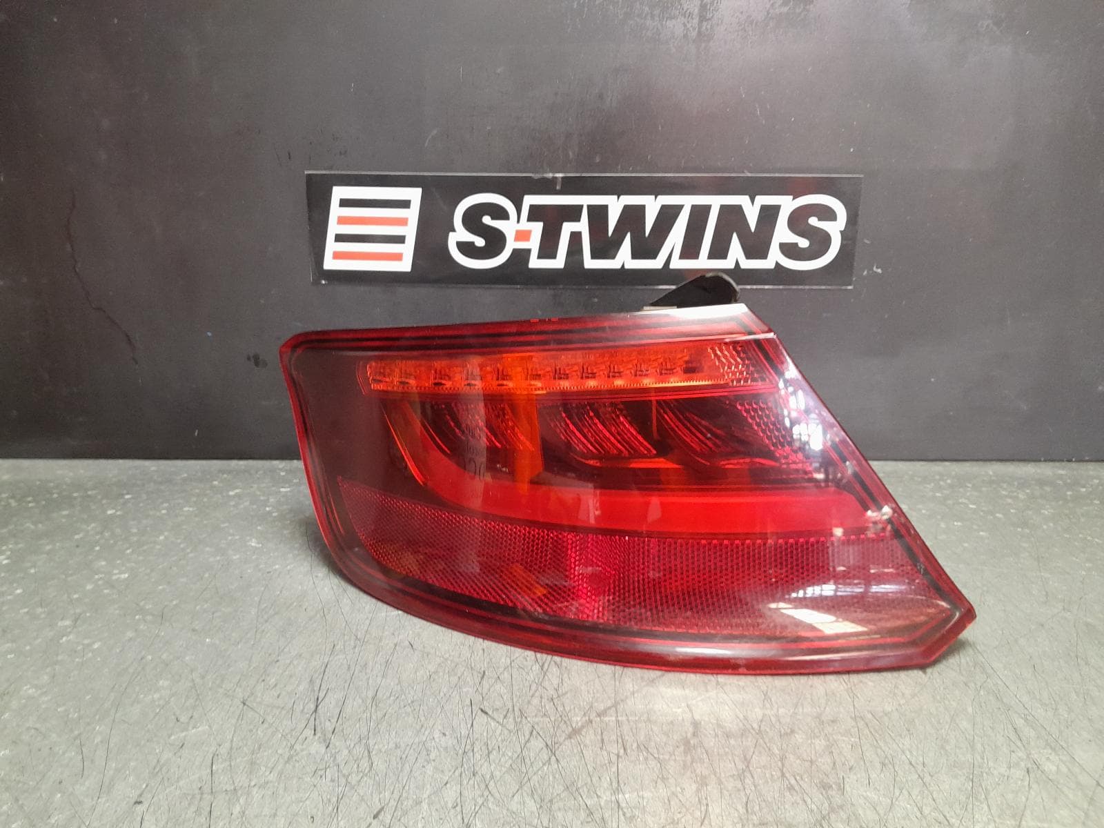 Used auto part listing image: 2014 AUDI A3 LEFT TAILLIGHT A3/S3/RS3, 8V, HATCH, LED TYPE, 05/13-04/16 0000354862