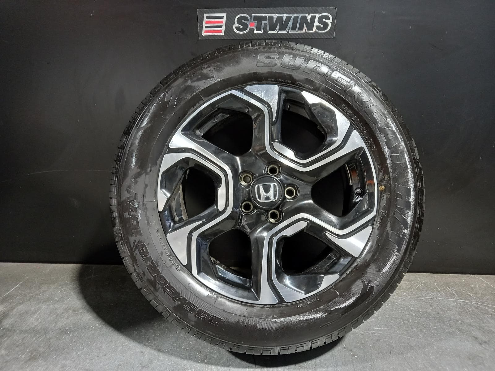 Used auto part listing image: 2019 HONDA CRV WHEEL MAG FACTORY, 18X7.5IN, RW, 05/17-06/20 0000209320