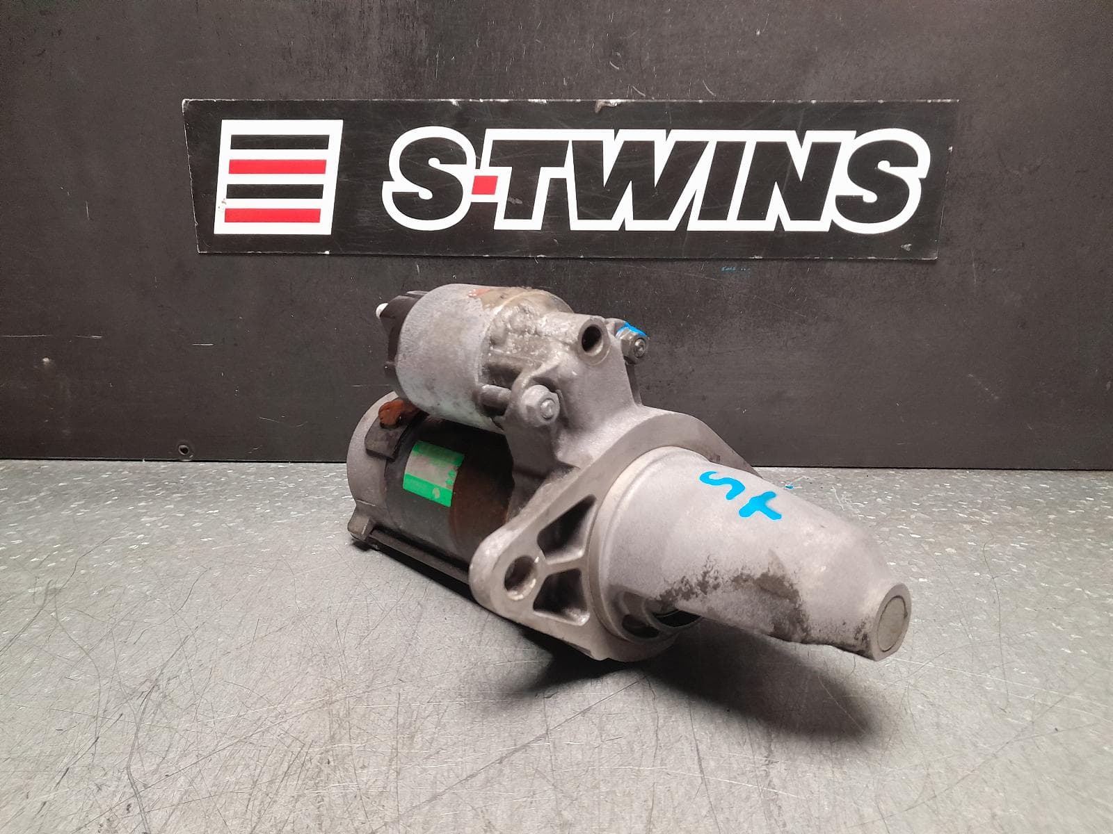 Used auto part listing image: 2015 SUBARU WRX STARTER PETROL, EJ25, TURBO, MANUAL, 6 SPEED, STi, V1, 04/14-10/21 0000347180