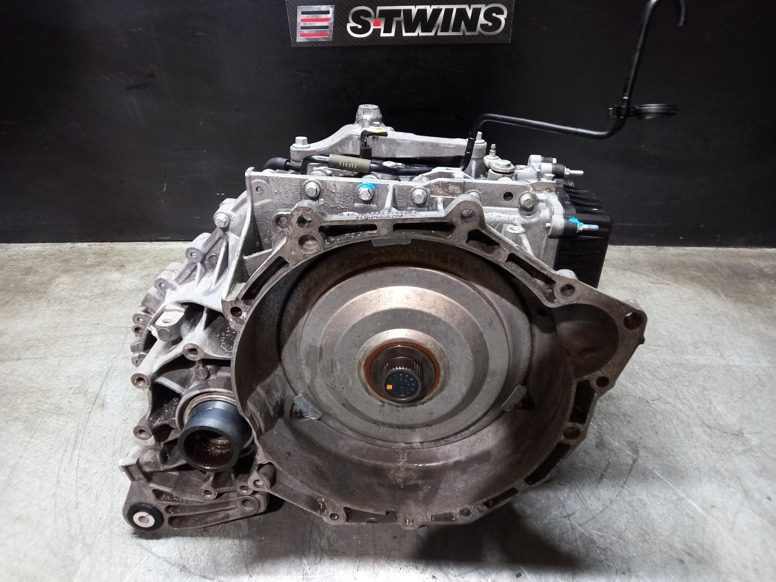 Used auto part listing image: 2018 FORD ESCAPE TRANS GEARBOX AUTO, AWD, DIESEL, 2.0, TURBO, ZG, 09/16-05/20 0000307631