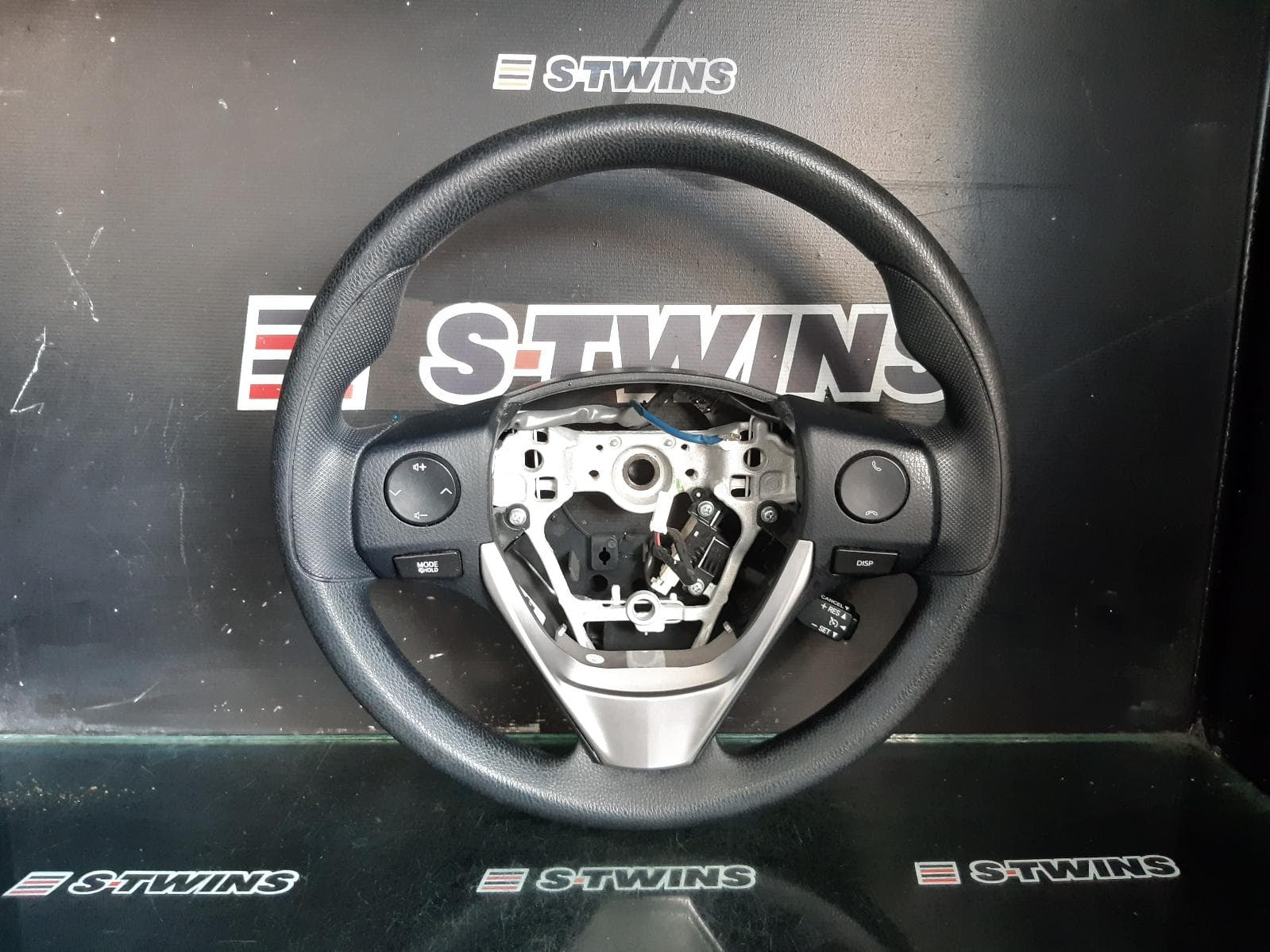 Used auto part listing image: 2017 TOYOTA RAV4 STEERING WHEEL VINYL, XA40, GX, 10/15-12/18 0000298950