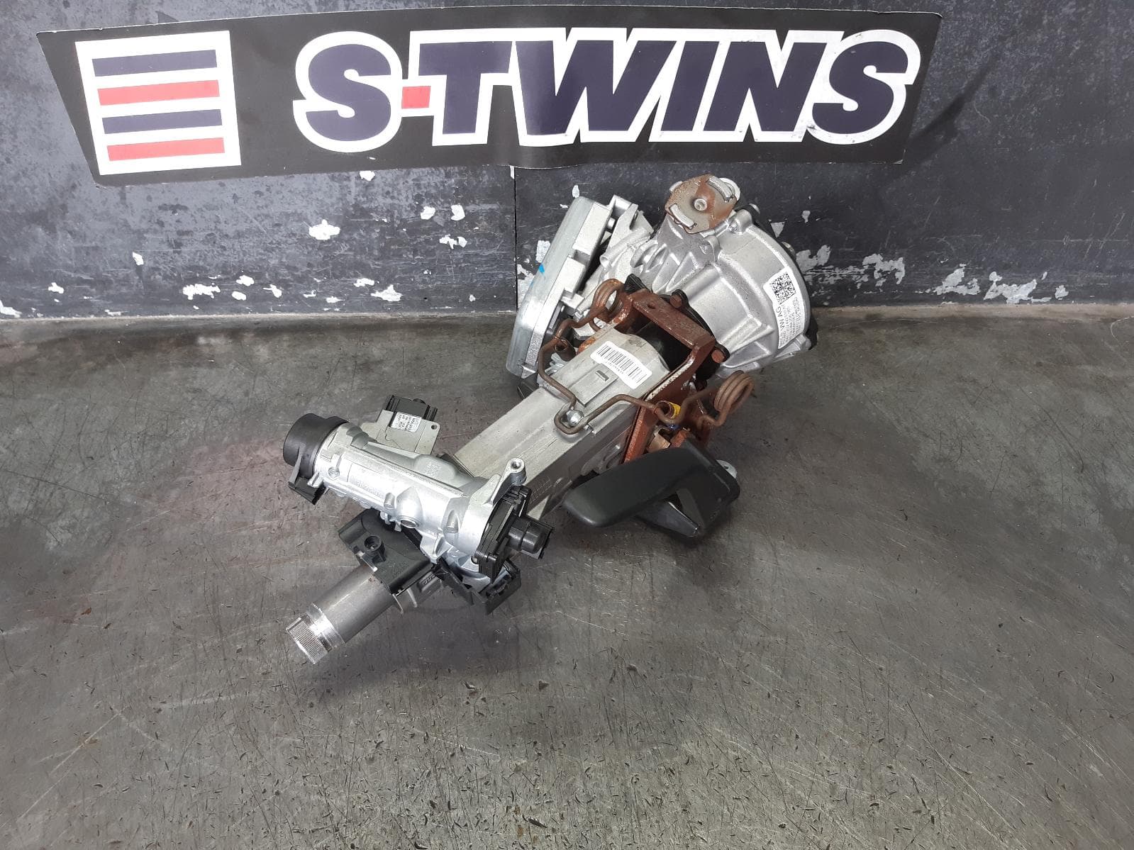 Used auto part listing image: 2021 VOLKSWAGEN POLO STEERING COLUMN AW, 09/17- 0000299770