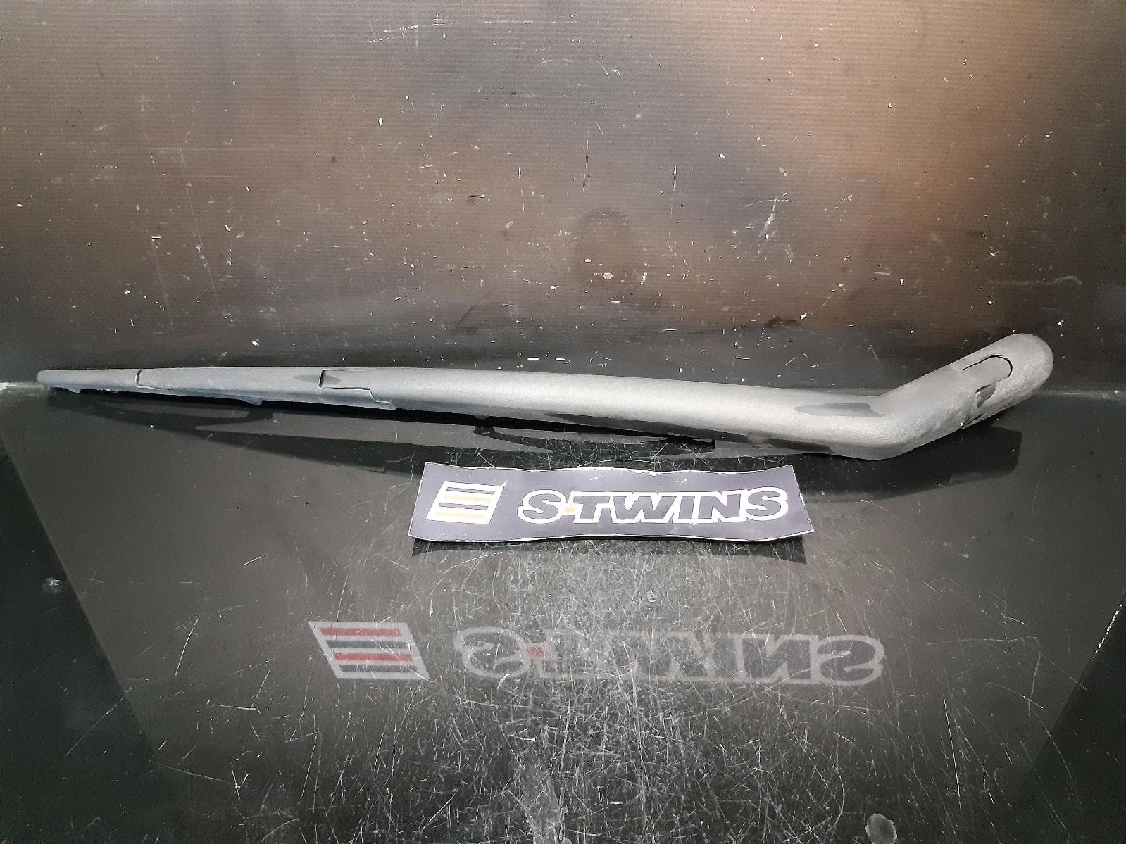 Used auto part listing image: 2010 RENAULT KALEOS WIPER ARM H45 09/08-10/11 0000117050