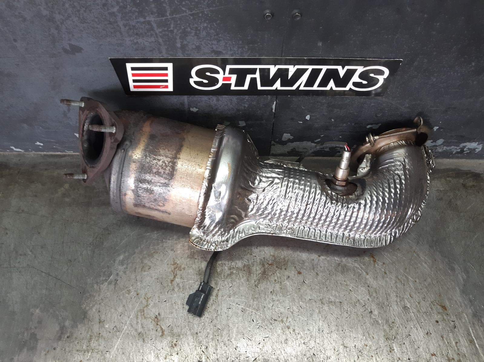 Used auto part listing image: 2017 LAND ROVER RANGE ROVER EVOQUE CATALYTIC CONVERTER L538, 11/11-01/19 0000304504