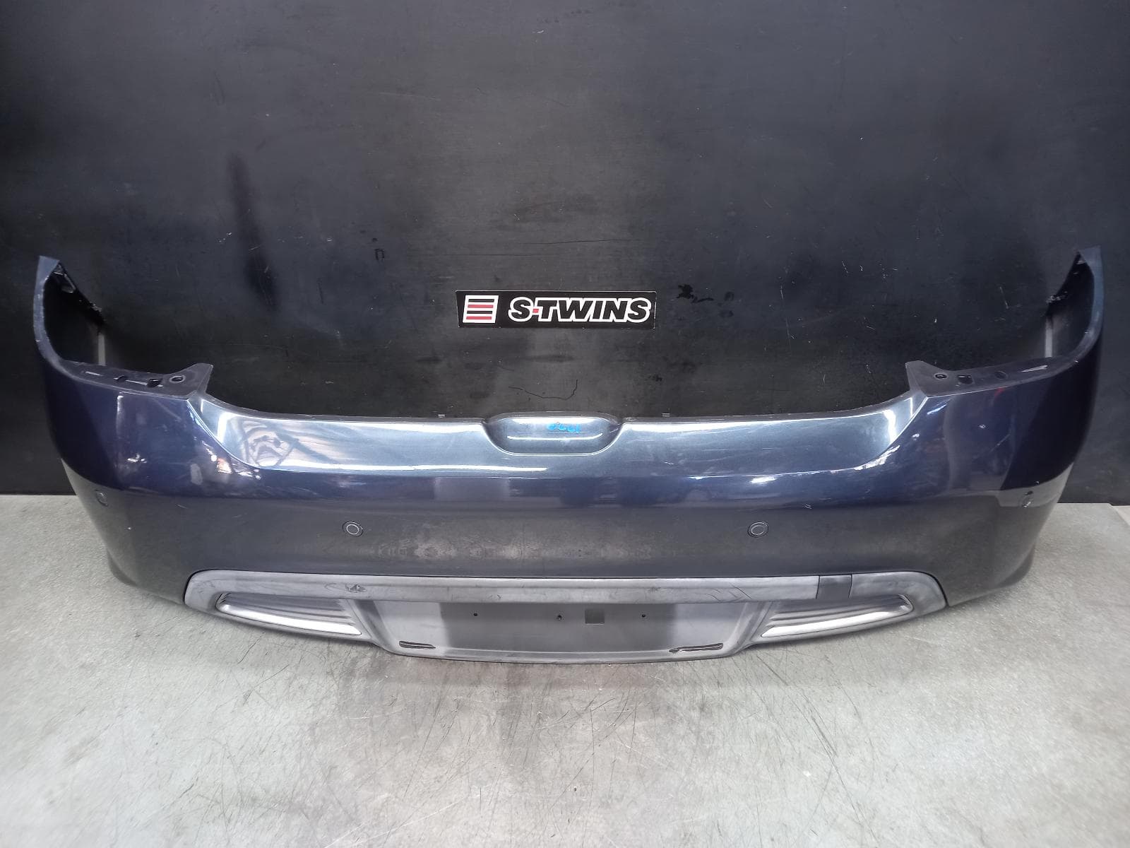 Used auto part listing image: 2013 PEUGEOT 308 REAR BUMPER T7, HATCH, SPORTIUM/ACTIVE/ALLURE, W/ PARK SENSOR TYPE, 09/07-12/13 0000356201