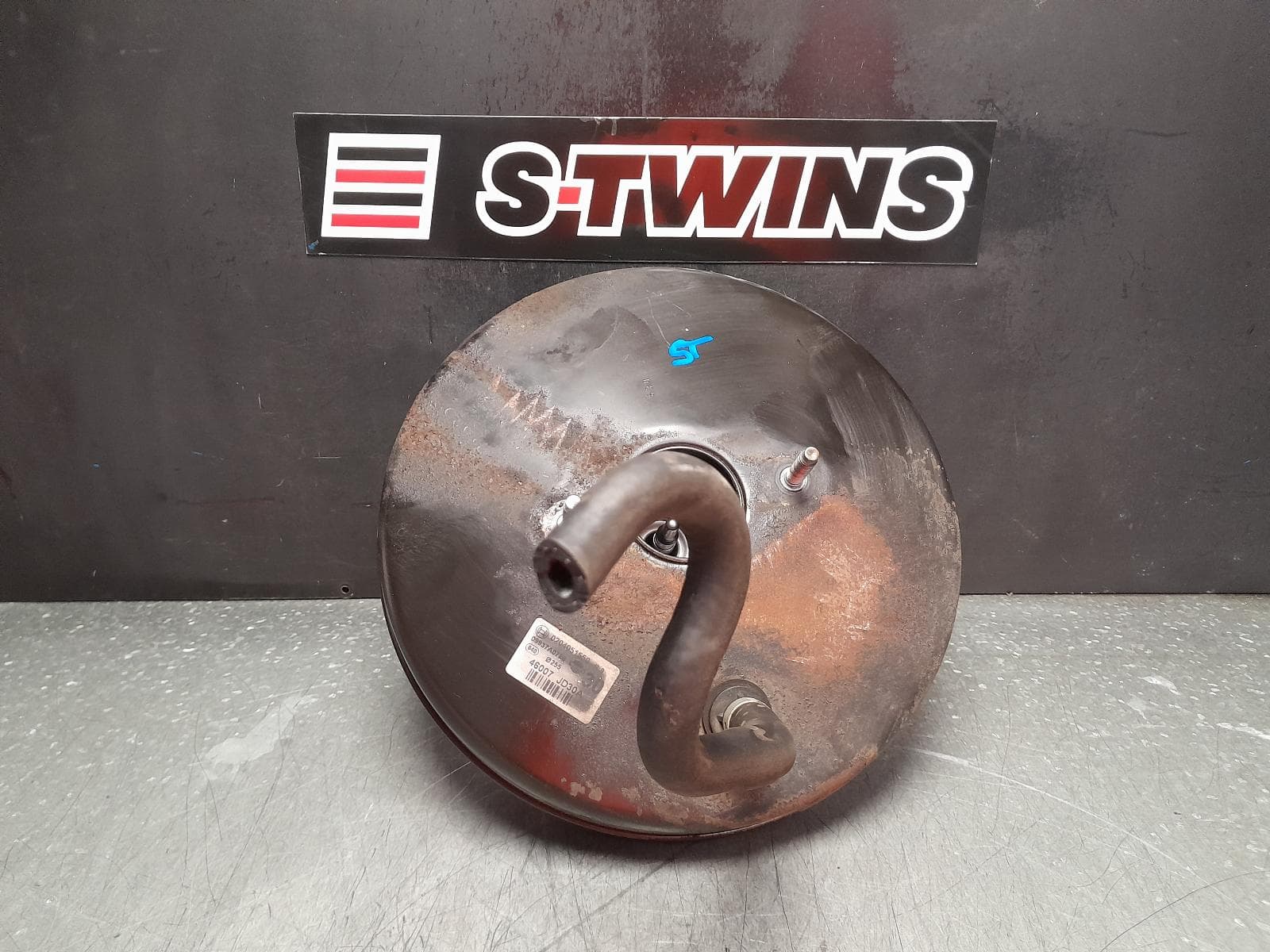 Used auto part listing image: 2013 NISSAN DUALIS BRAKE BOOSTER J10, P/N 47210JD00A, 10/07-05/14 0000357274