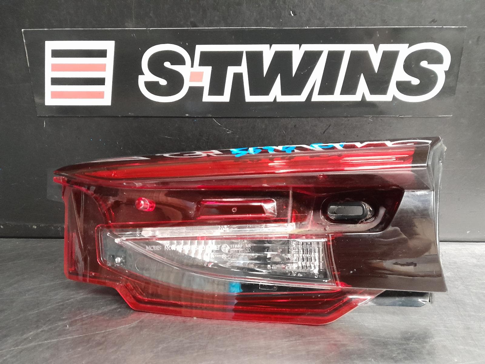 Used auto part listing image: 2020 MAZDA CX8 REAR GARNISH TAILGATE LAMP (RH SIDE), KG, 05/18- 0000265631
