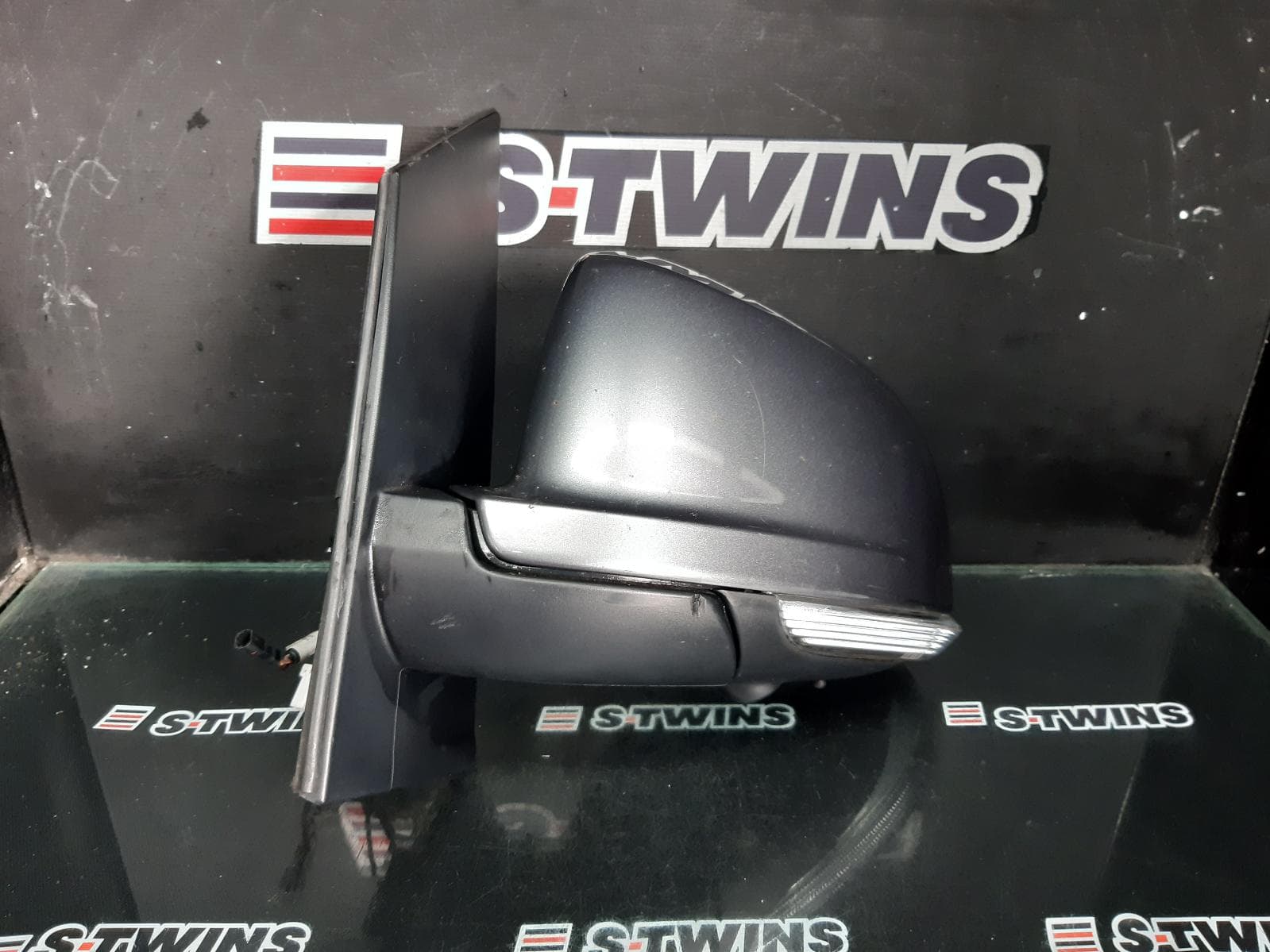 Used auto part listing image: 2019 LDV G10 VAN LEFT DOOR MIRROR SV7A, WAGON, COLOUR CODED, W/ CAMERA TYPE, 04/15-08/22 0000355291