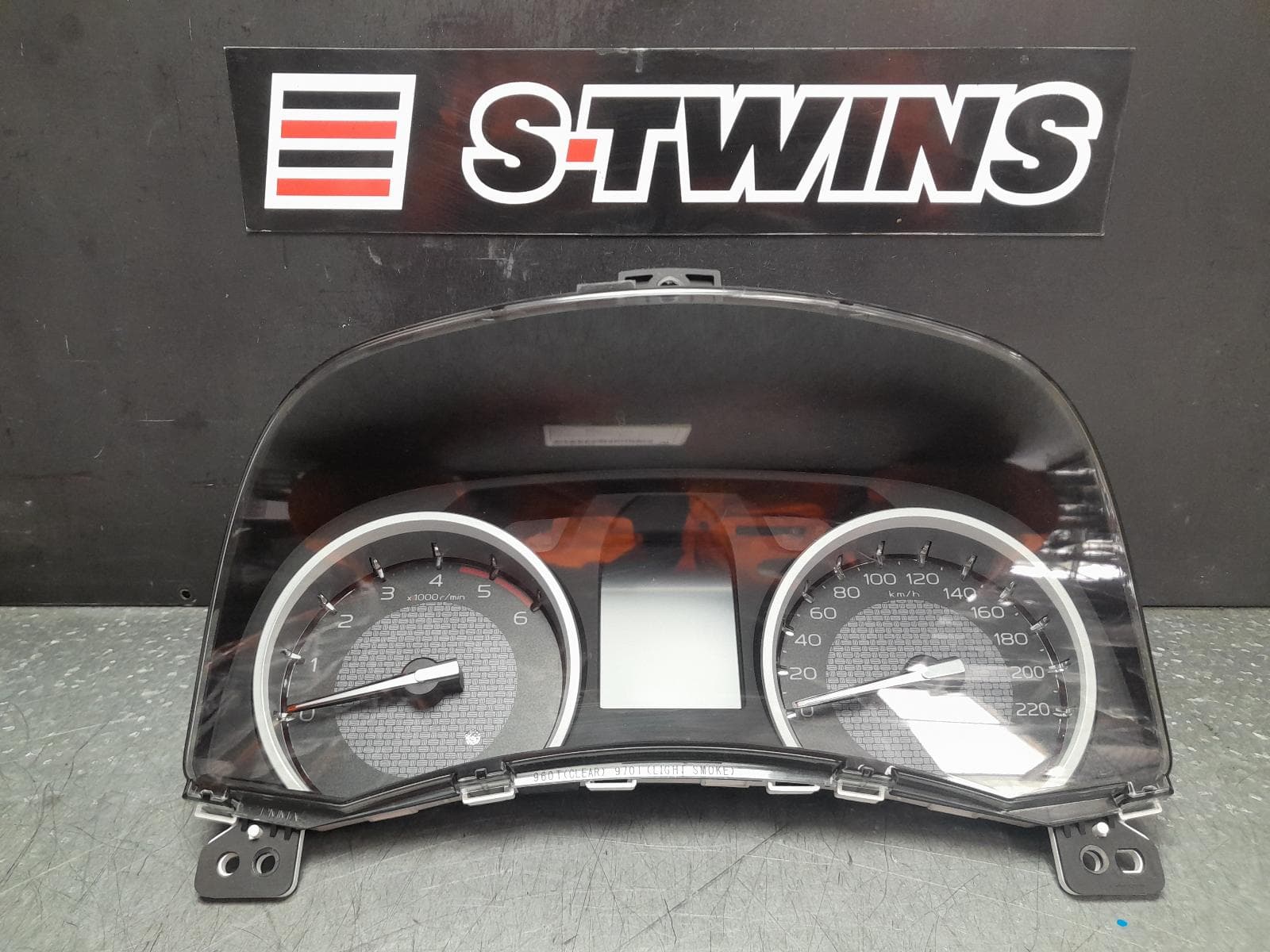 Used auto part listing image: 2018 ISUZU DMAX INSTRUMENTCLUSTER AUTO T/M, LS-U/LS-M/LS-T, 11/16- 0000355913