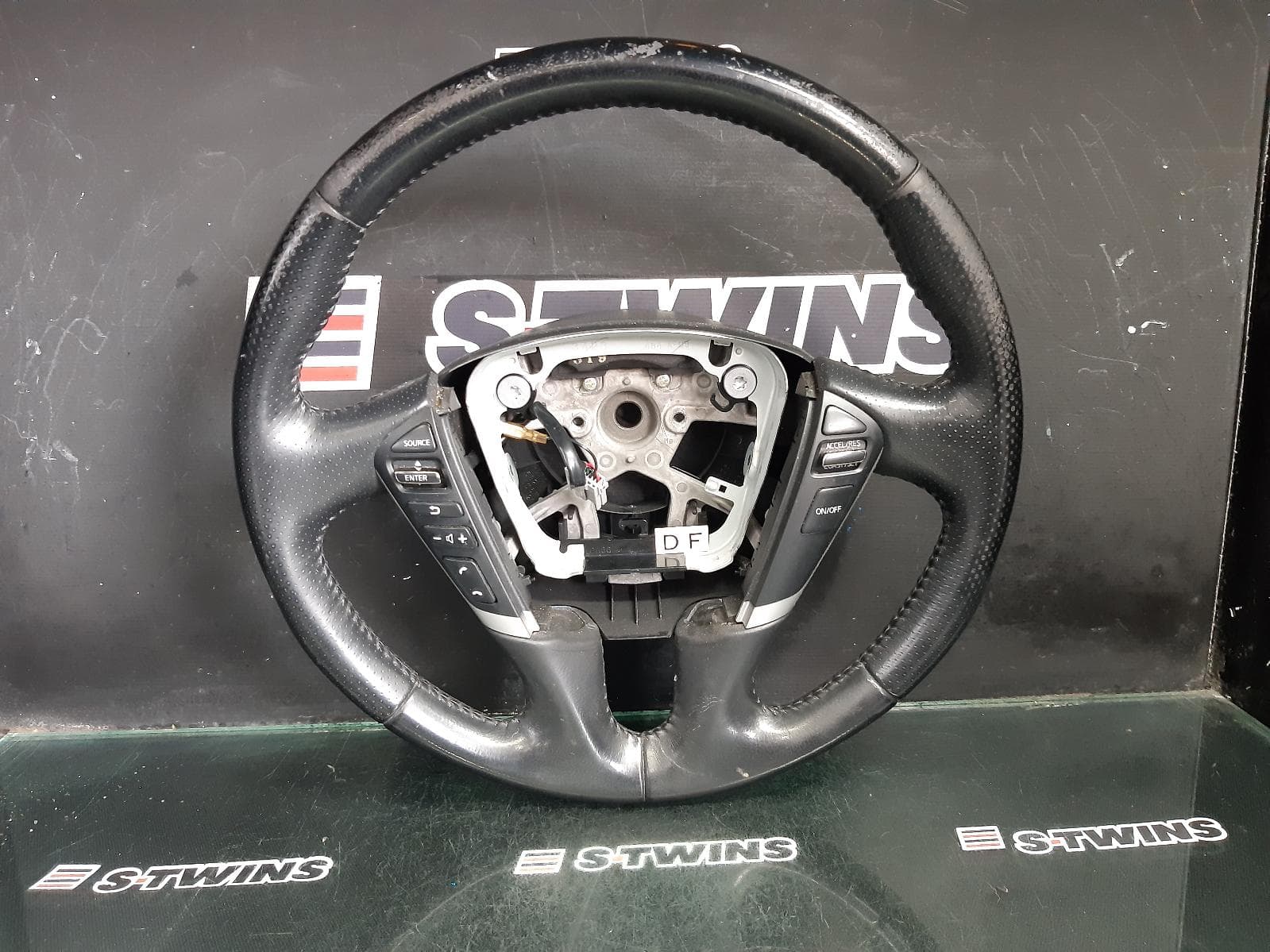 Used auto part listing image: 2014 NISSAN MURANO STEERING WHEEL LEATHER, Z51, BLACK, 12/08-01/15 0000356669