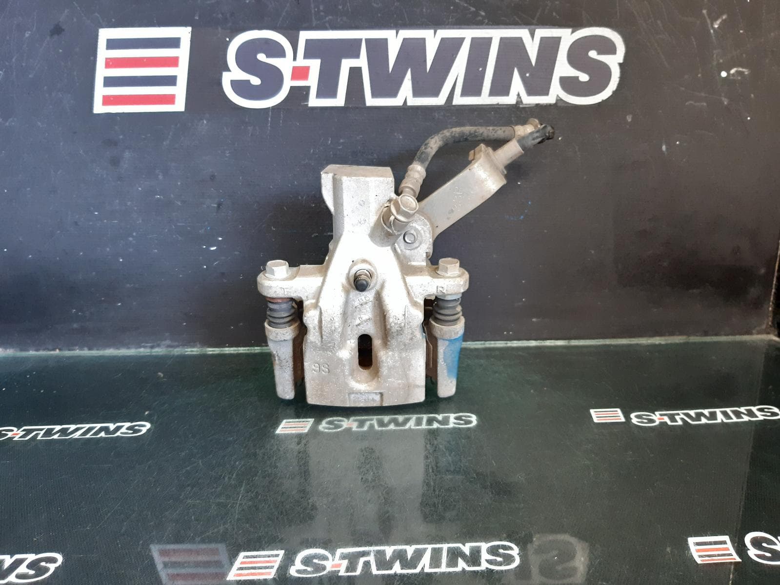 Used auto part listing image: 2016 SUZUKI SWIFT CALIPER RH REAR, FZ, 08/10-03/17 0000357223
