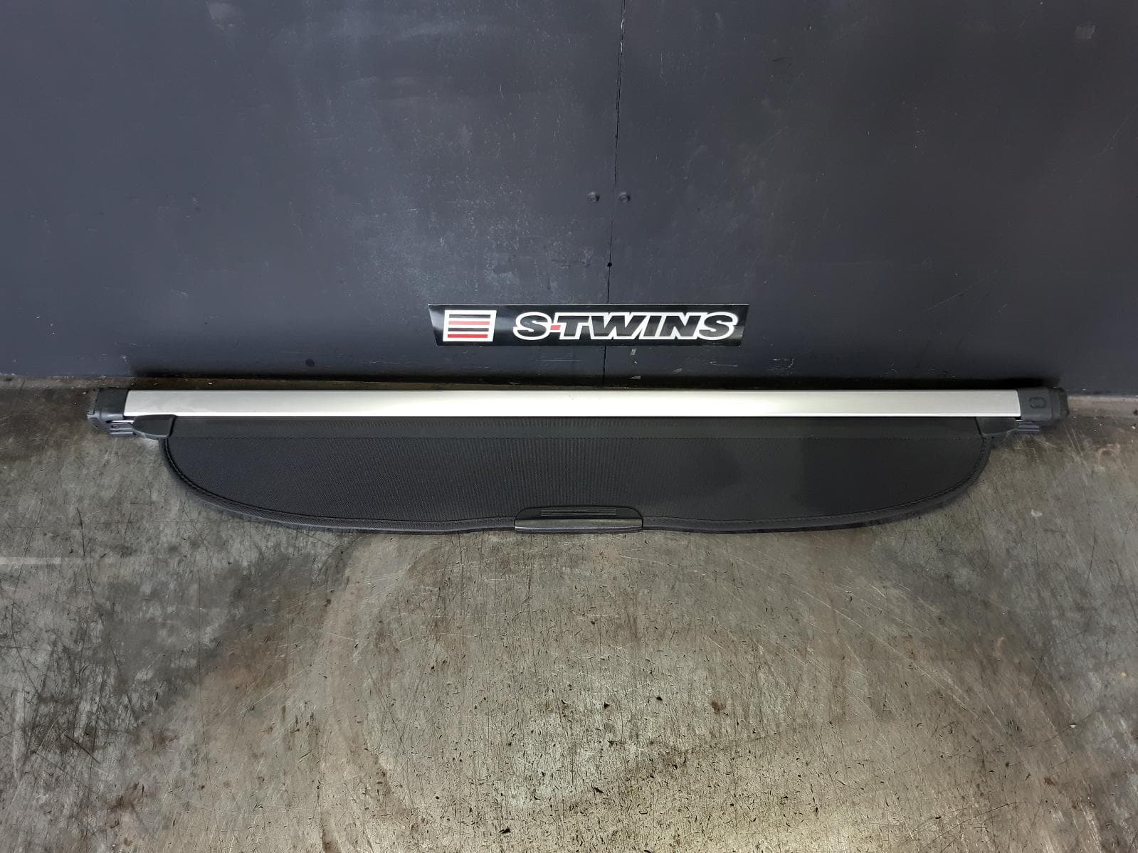 Used auto part listing image: 2018 SUBARU IMPREZA PARCEL SHELF CARGO BLIND CARGO BLIND, G5, 11/16-09/23 0000357240