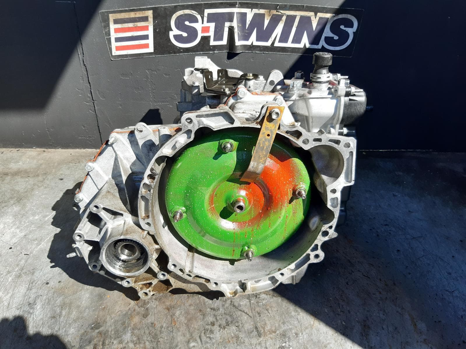 Used auto part listing image: 2013 FORD KUGA TRANS GEARBOX AUTO, AWD, PETROL, 1.6, ECOBOOST, NO TRANSFER CASE, TF, 11/12-10/14 0000357692