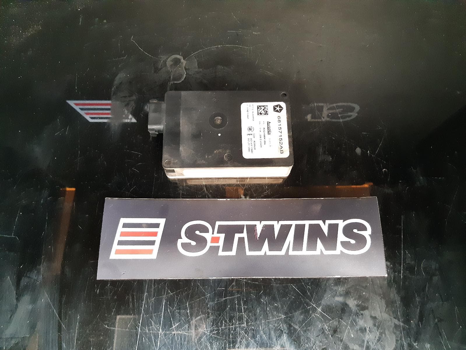 Used auto part listing image: 2012 CHRYSLER 300C MISC SWITCH RELAY LX2, 12/11-12/21 0000109775
