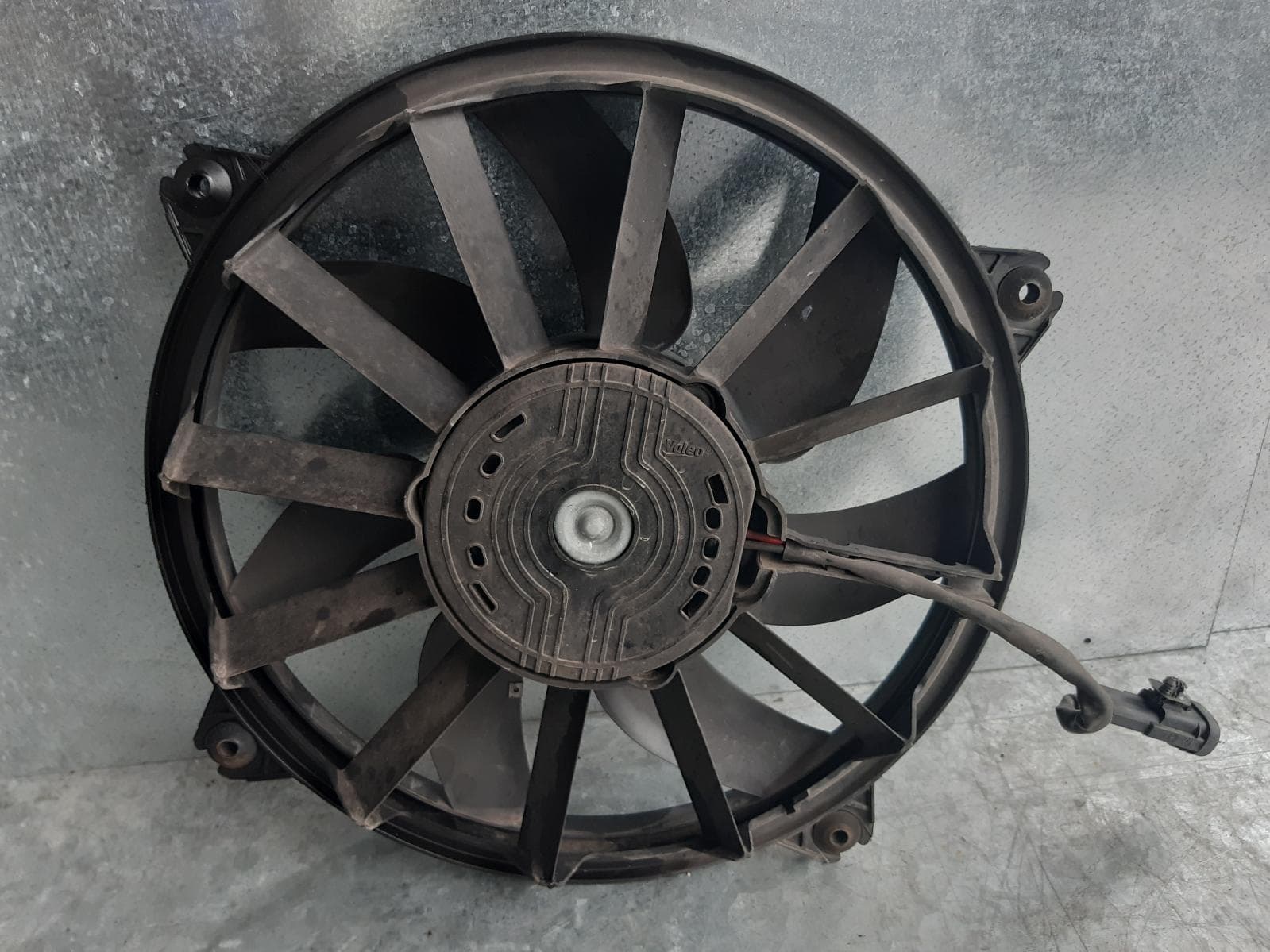 Used auto part listing image: 2012 PEUGEOT 3008 FAN RADIATOR FAN, 140W, MARKED FS1572, T8, 05/10-10/16 0000082607