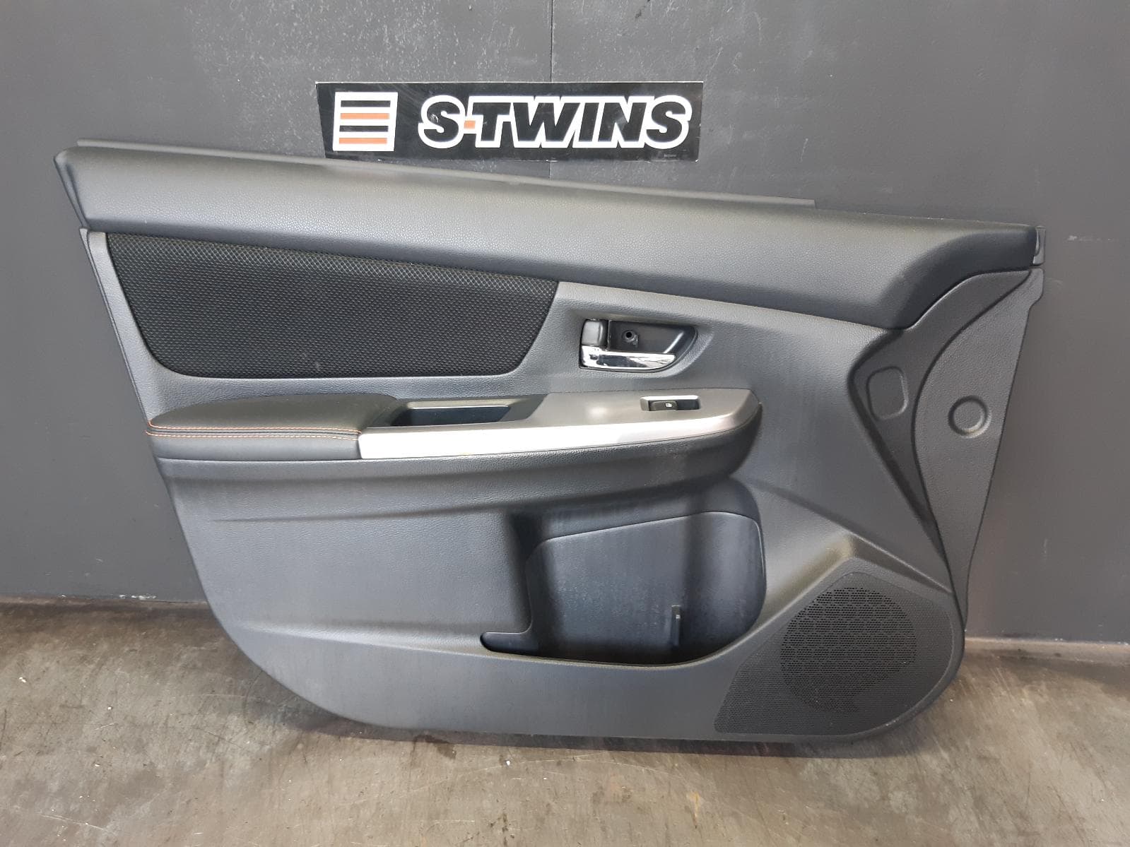 Used auto part listing image: 2015 SUBARU XV DOOR TRIM LH FRONT, LEATHER, G4X, 08/11-04/17 0000357711