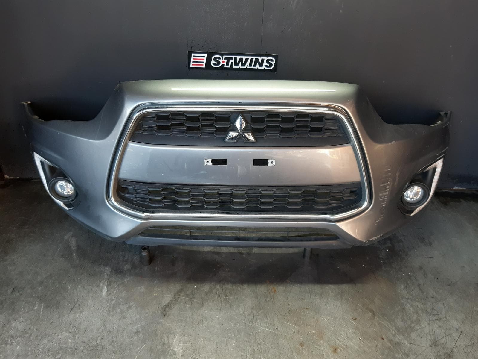 Used auto part listing image: 2016 MITSUBISHI ASX FRONT BUMPER BUMPER BAR, XB, W/ FLARE HOLE TYPE, 04/15-08/16 0000357685