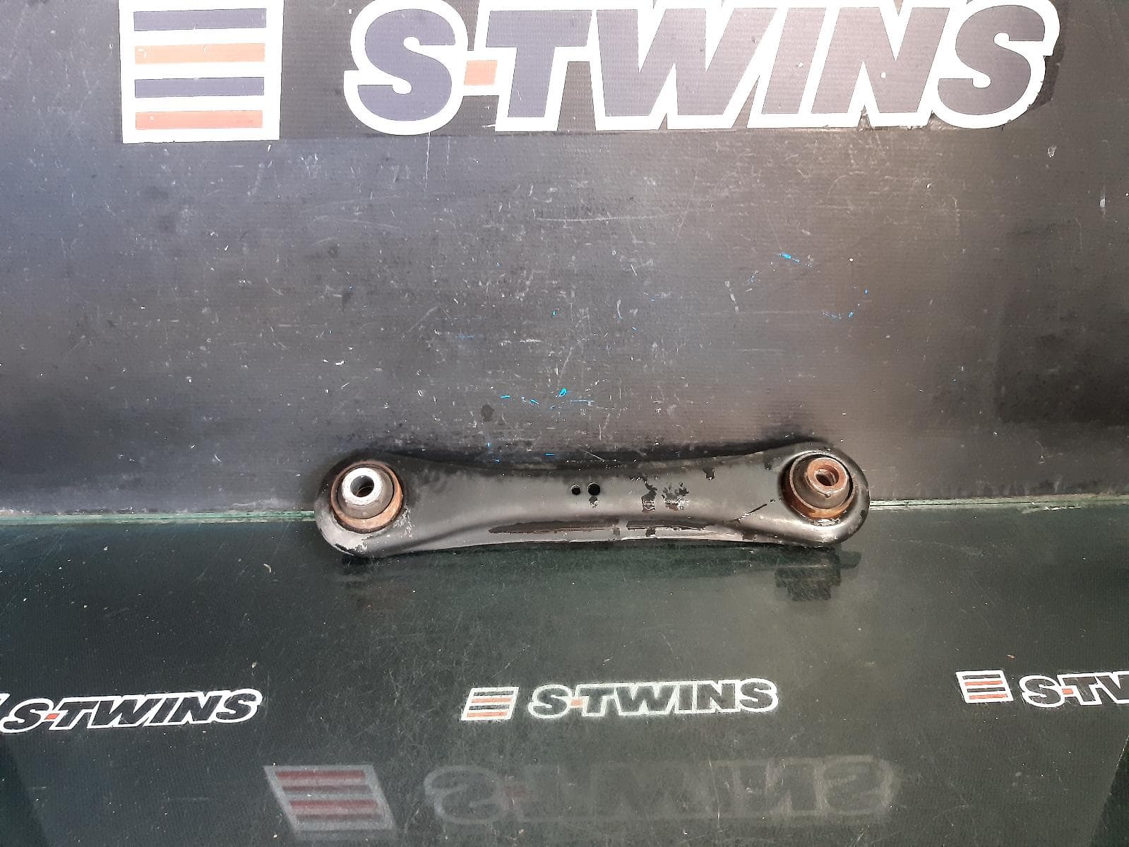 Used auto part listing image: 2016 MITSUBISHI ASX RIGHT REAR TRAILING ARM LOWER CONTROL ARM-FRONT, XB-XC, 09/12- 0000357944