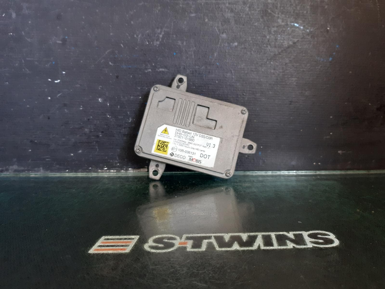 Used auto part listing image: 2012 HYUNDAI SANTA FE HEADLAMP BALLAST DM, 06/12-02/18 0000357502