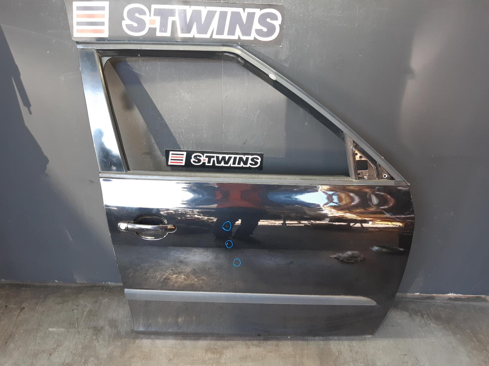 Used auto part listing image: 2013 SKODA FABIA RIGHT FRONT DOOR 5JF, HATCH/WAGON, 08/11-07/15 0000358888