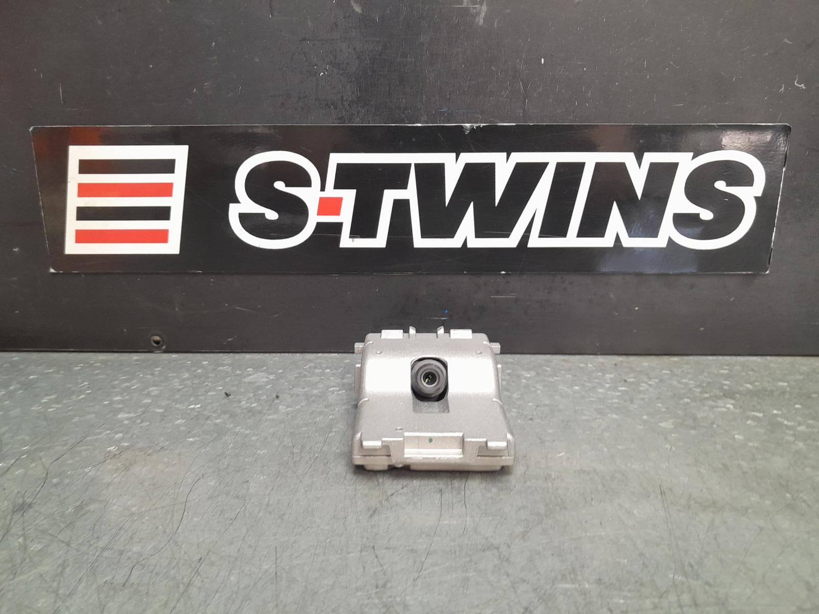 Used auto part listing image: 2018 MAZDA 6 REVERSE CAMERA FRONT CAMERA, GL, 03/18-12/24 0000360088