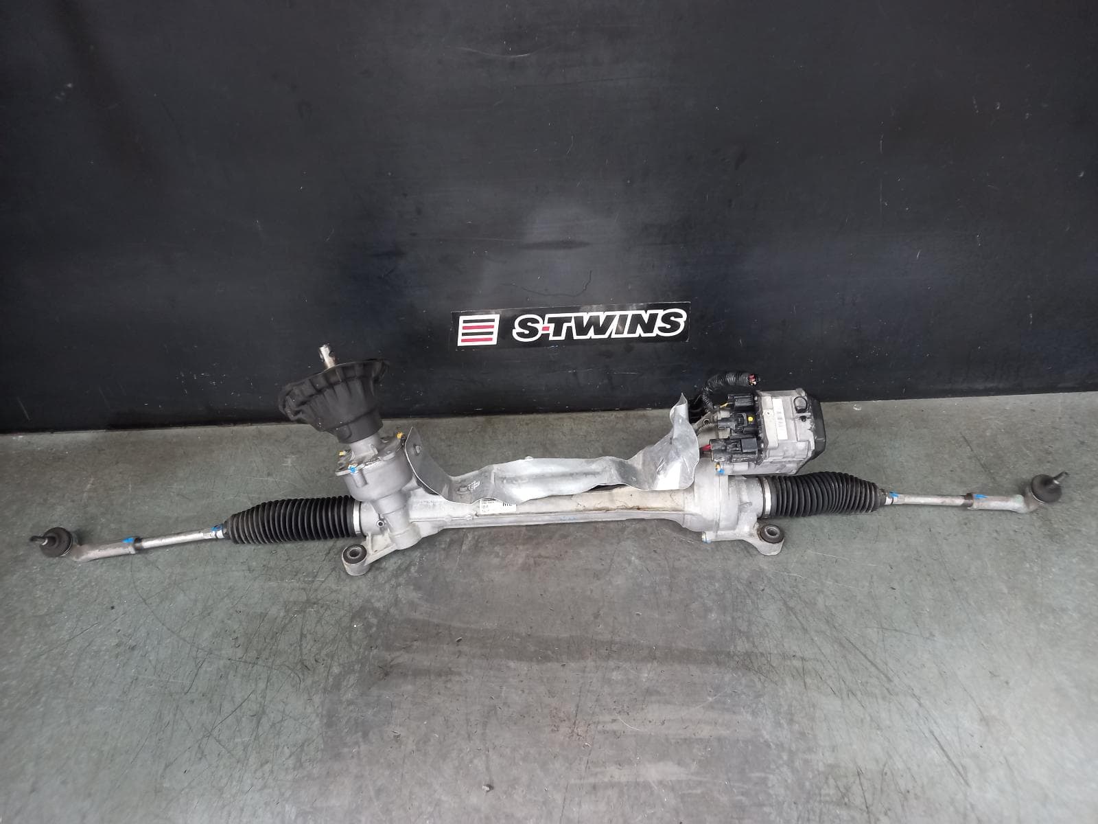 Used auto part listing image: 2013 FORD KUGA STEERING BOX RACK TF, ELECTRIC, PETROL, 11/12-09/16 0000360413