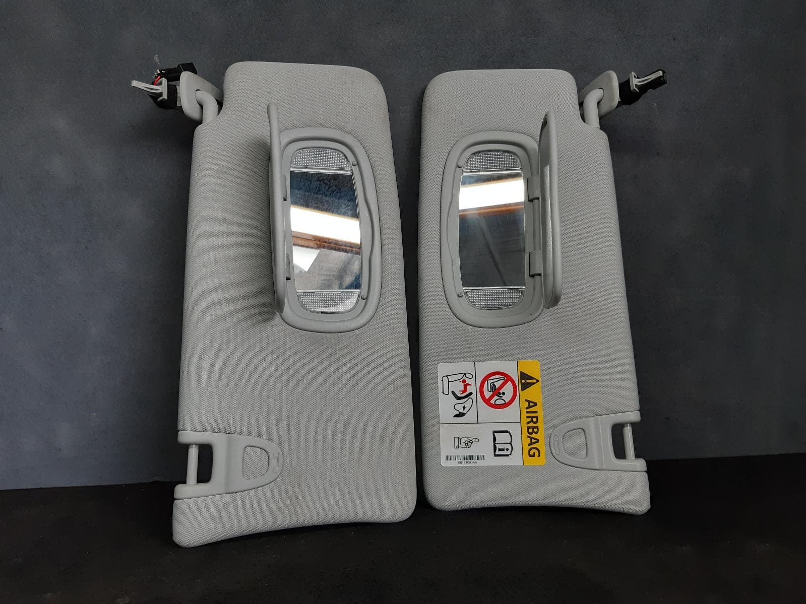 Used auto part listing image: 2019 JEEP COMPASS SUNVISOR M6, PAIR, 10/17- 0000092499
