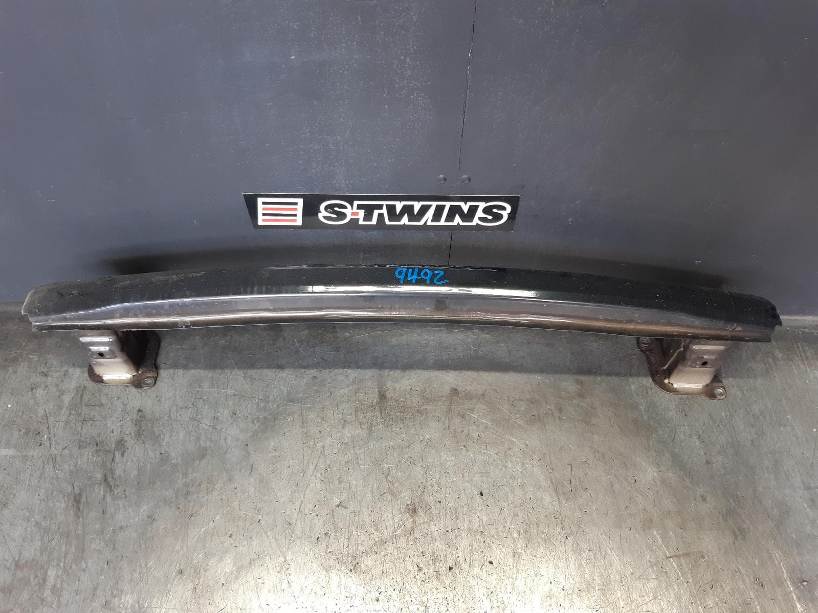 Used auto part listing image: 2013 SKODA FABIA R BAR BRACKET REINFO REINFORCEMENT, HATCH, 5JF, 08/11-07/15 0000358987
