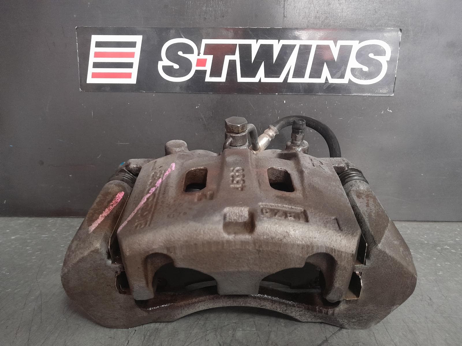 Used auto part listing image: 2016 ISUZU DMAX CALIPER RH FRONT, DIESEL, RA-RC, 10/08-06/20 0000359301