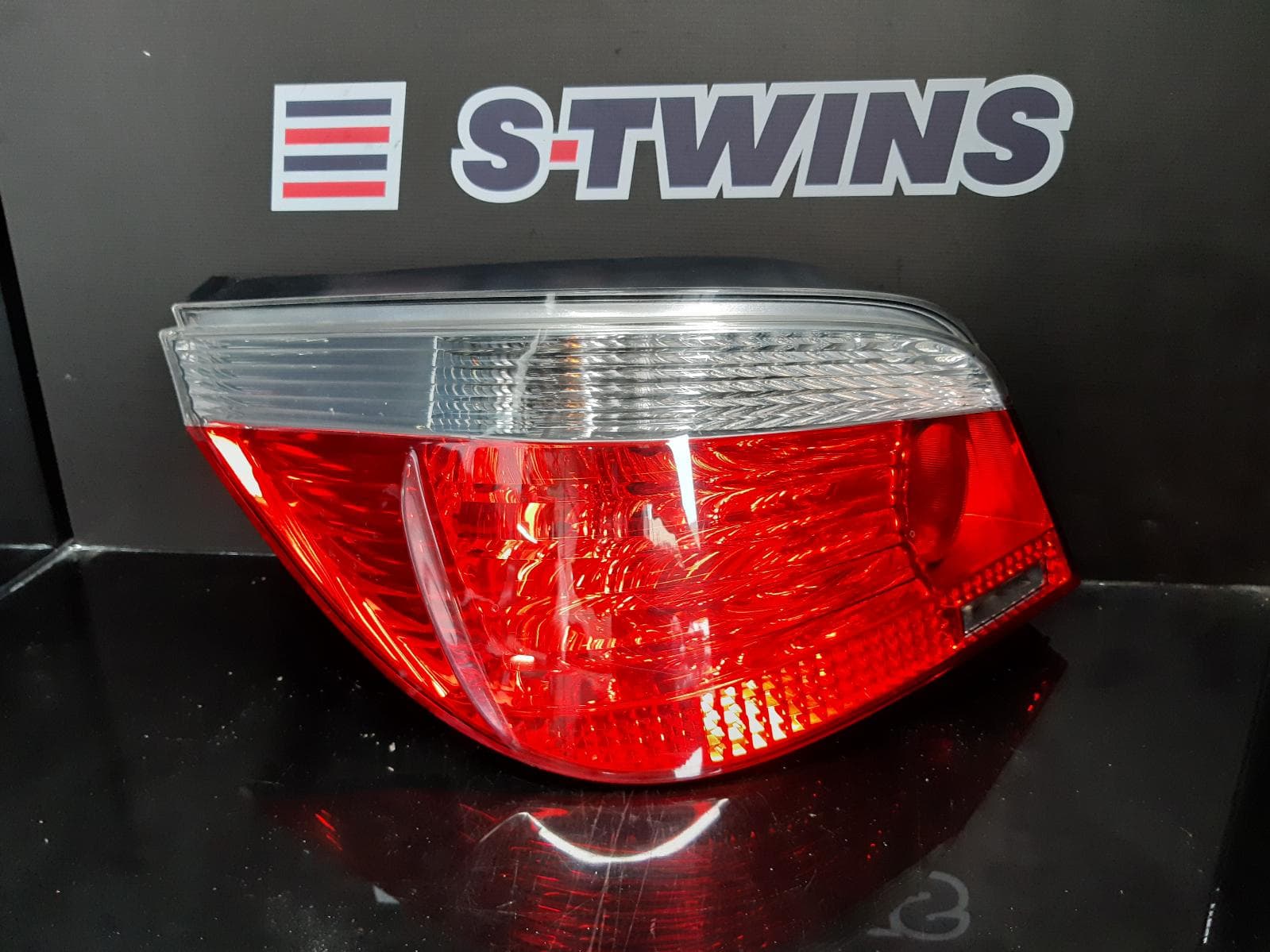 Used auto part listing image: 2007 BMW 5 SERIES LEFT TAILLIGHT E60, SEDAN, LED TYPE, 03/07-04/10 0000108796