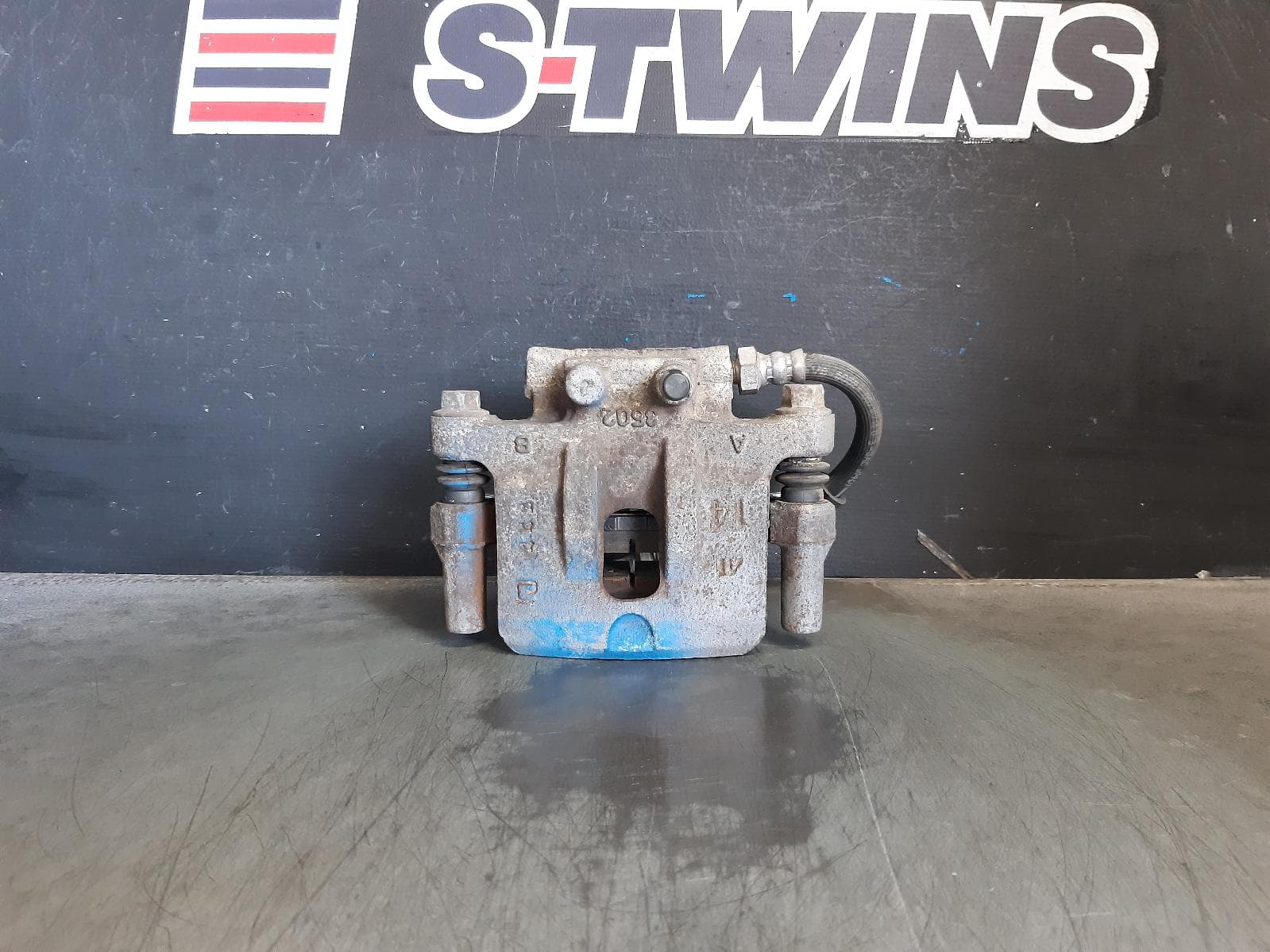 Used auto part listing image: 2014 JEEP PATRIOT CALIPER RH REAR, MK, 08/07-12/16 0000360212